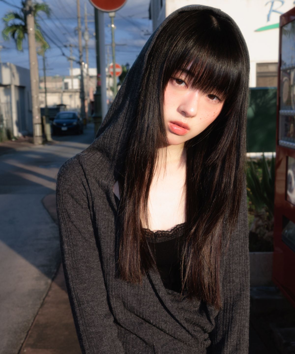 로제프란츠(ROSEFRANTZ) Wrap Shirring Hood Long Sleeve [Charcoal]