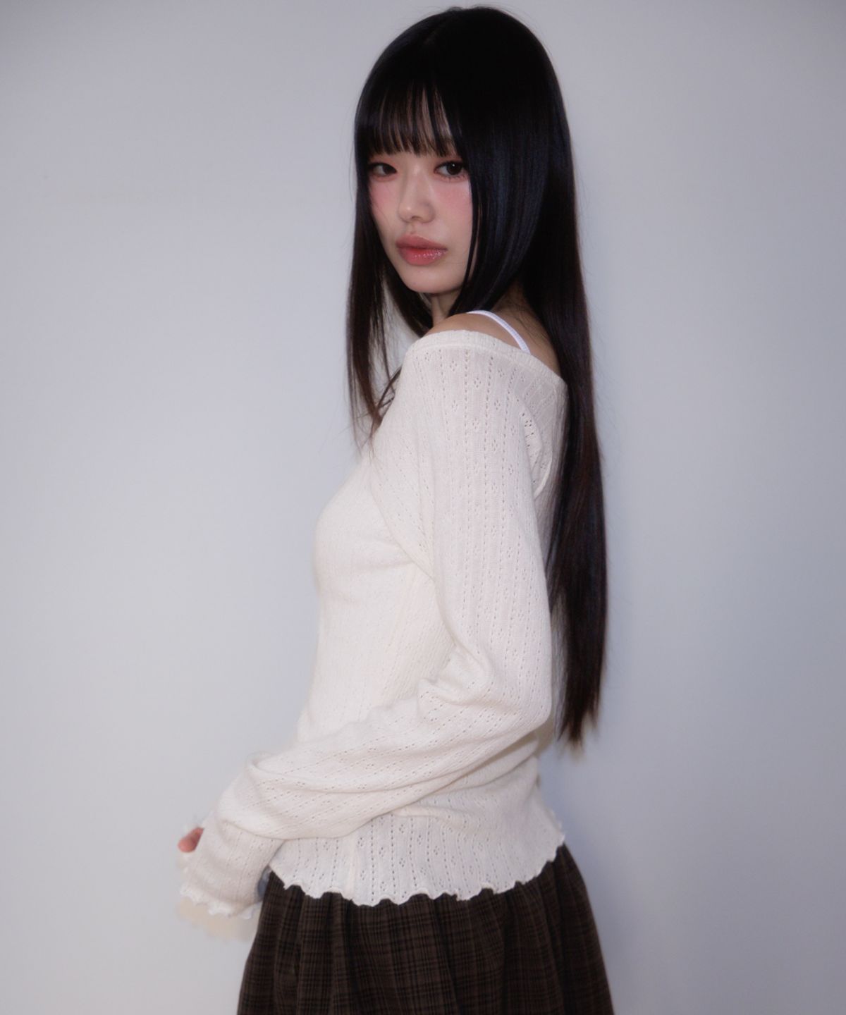 로제프란츠(ROSEFRANTZ) Lace Label V-Neck Long Sleeve [Ivory]