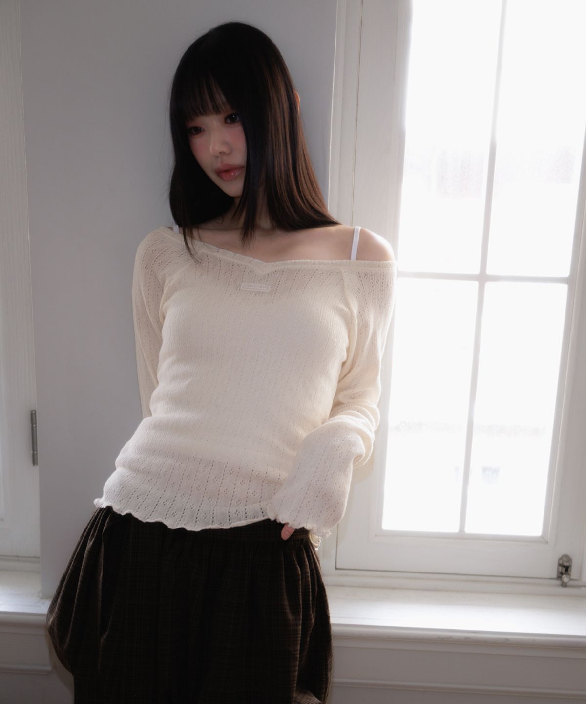 로제프란츠(ROSEFRANTZ) Lace Label V-Neck Long Sleeve [Ivory]