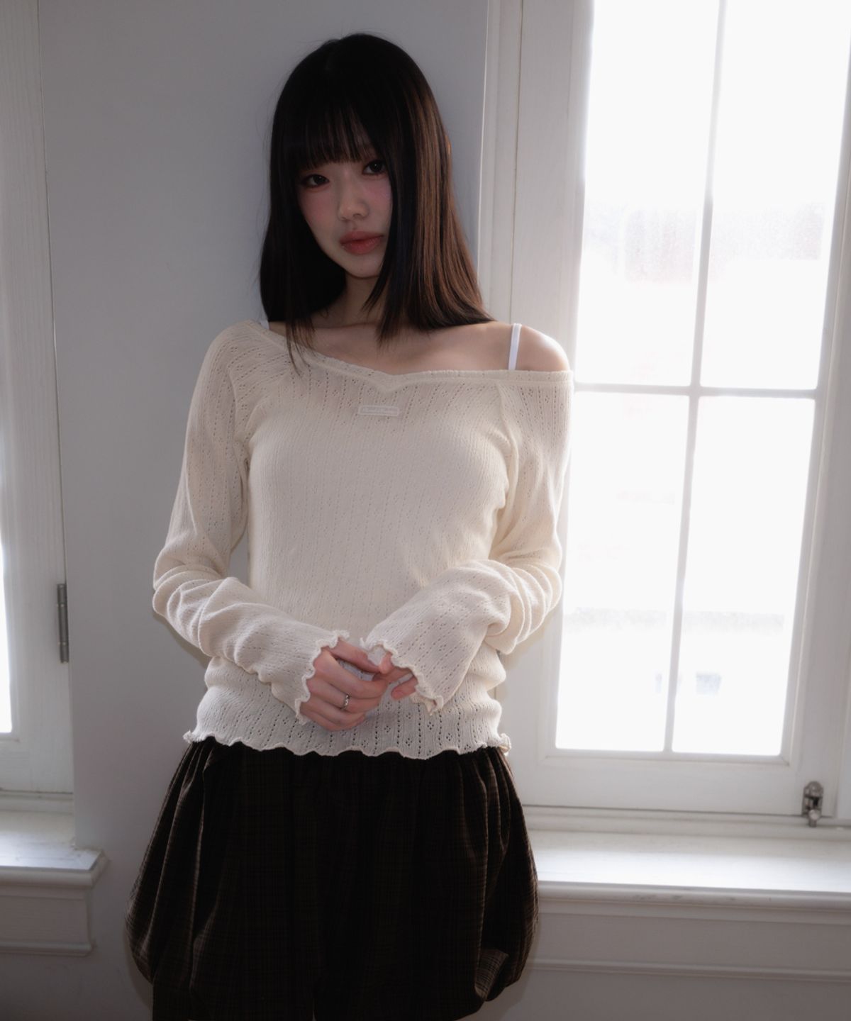 로제프란츠(ROSEFRANTZ) Lace Label V-Neck Long Sleeve [Ivory]