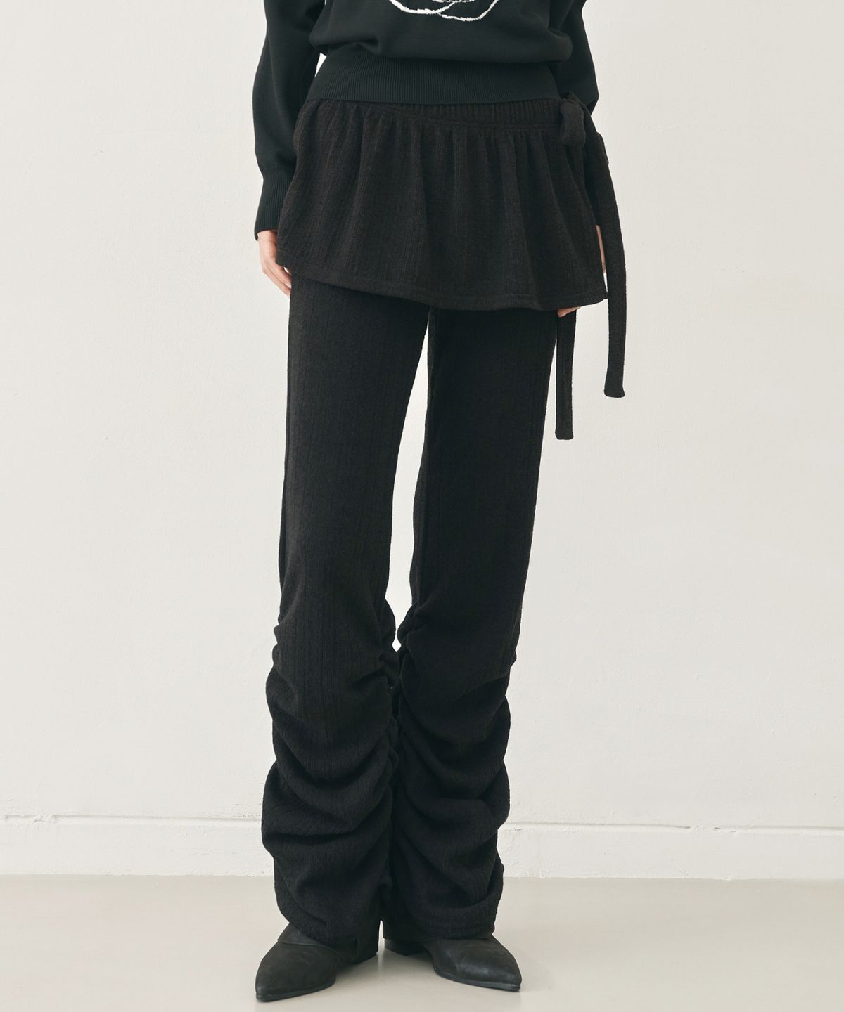 닉앤니콜(NICK&NICOLE) SHIRRING LAYERED SKIRT PANTS_BLACK