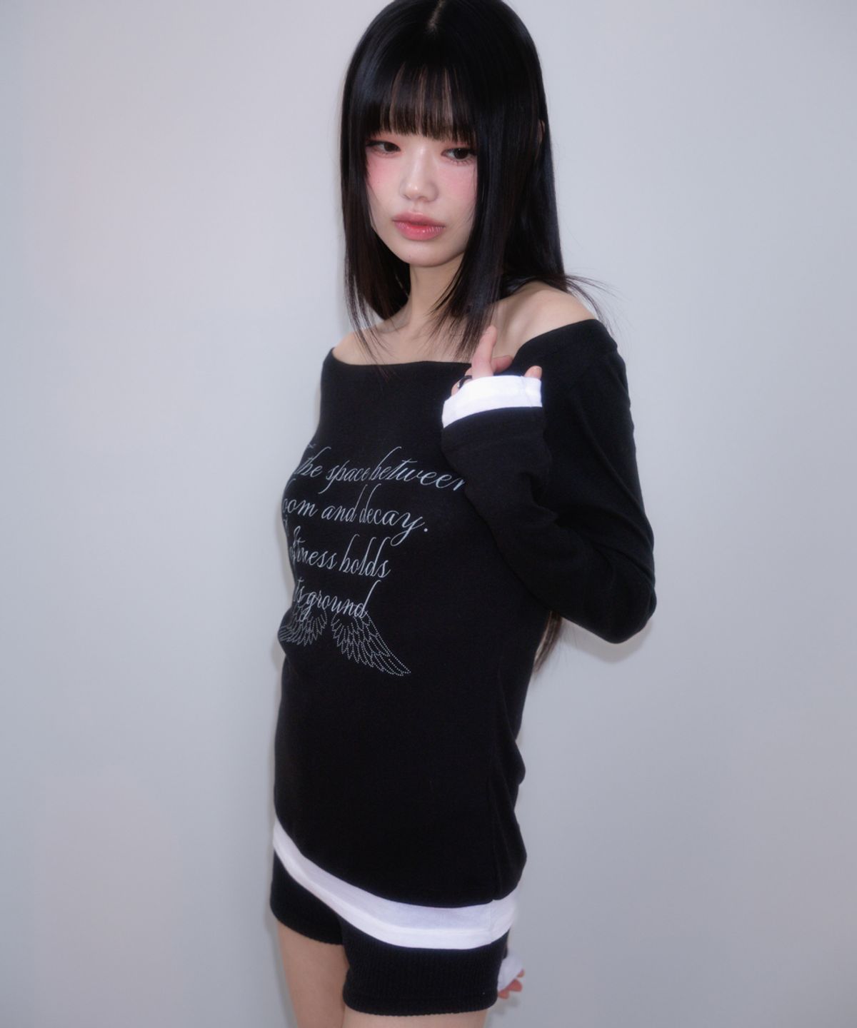 로제프란츠(ROSEFRANTZ) Lettering Angel Long Sleeve [Black]