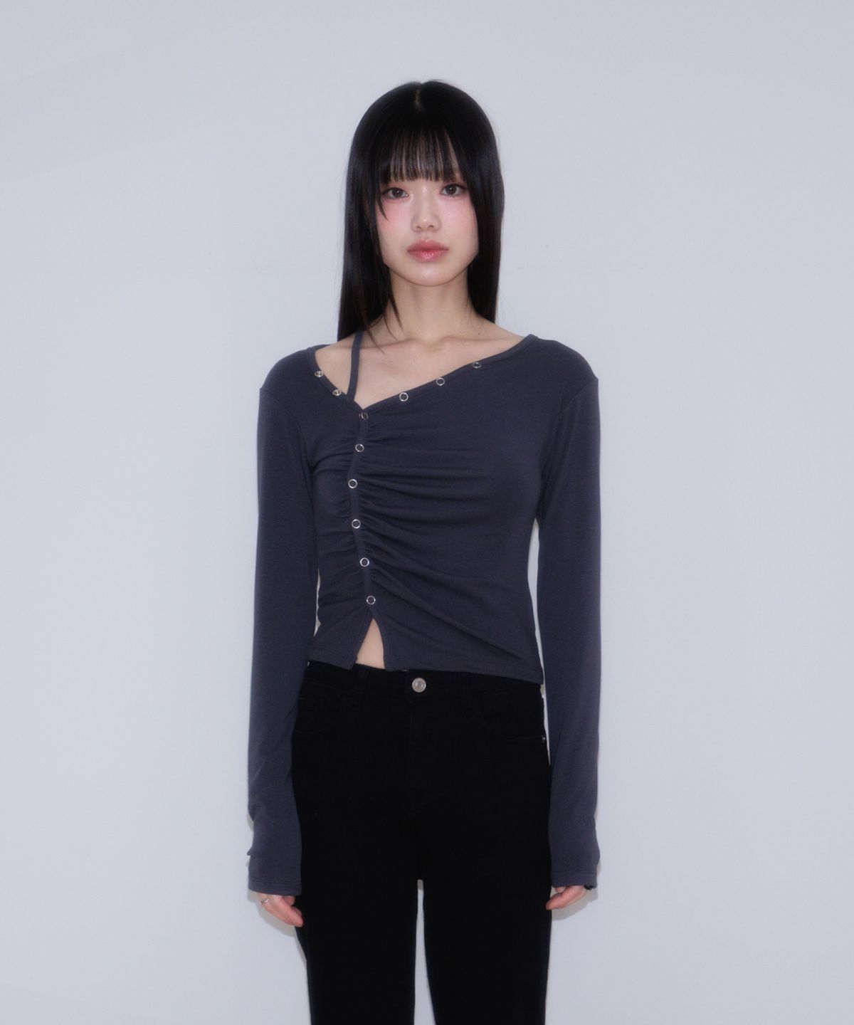 로제프란츠(ROSEFRANTZ) Unbalanced Shirring Long Sleeve [Charcoal]