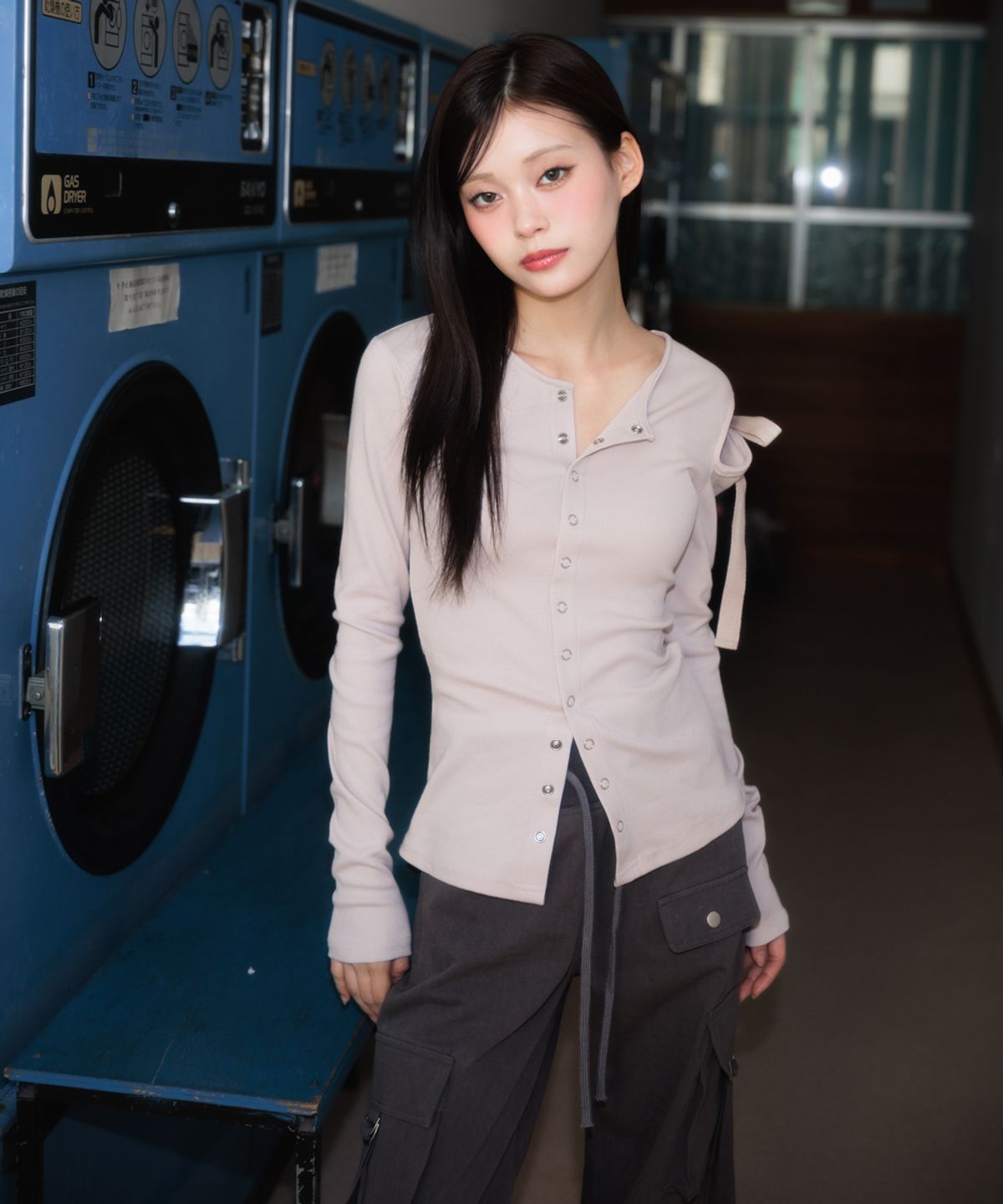 로제프란츠(ROSEFRANTZ) One Off-Shoulder Strap Long Sleeve [Beige]