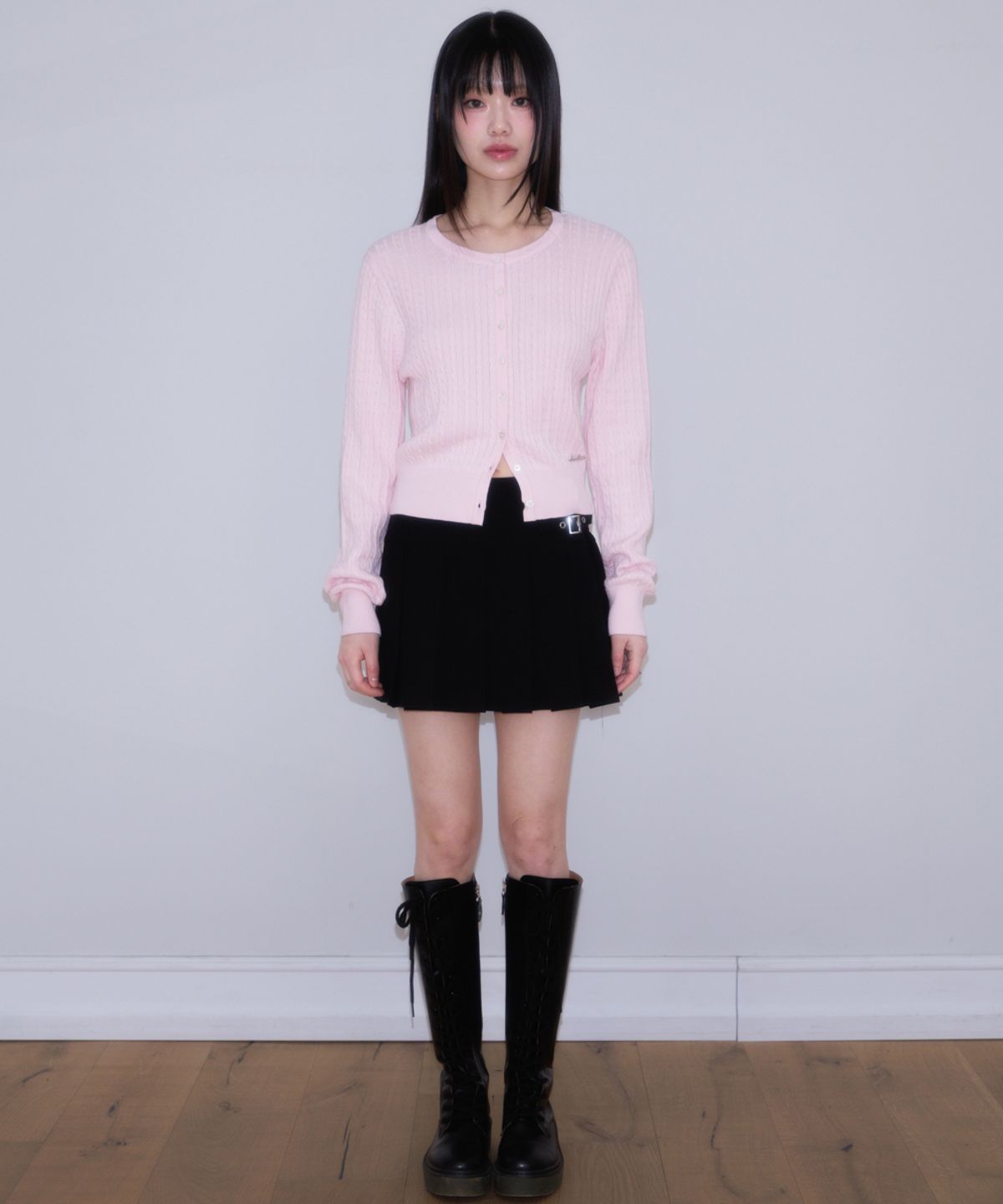 로제프란츠(ROSEFRANTZ) Double Buckle Pleat Mini Skirt [Black]