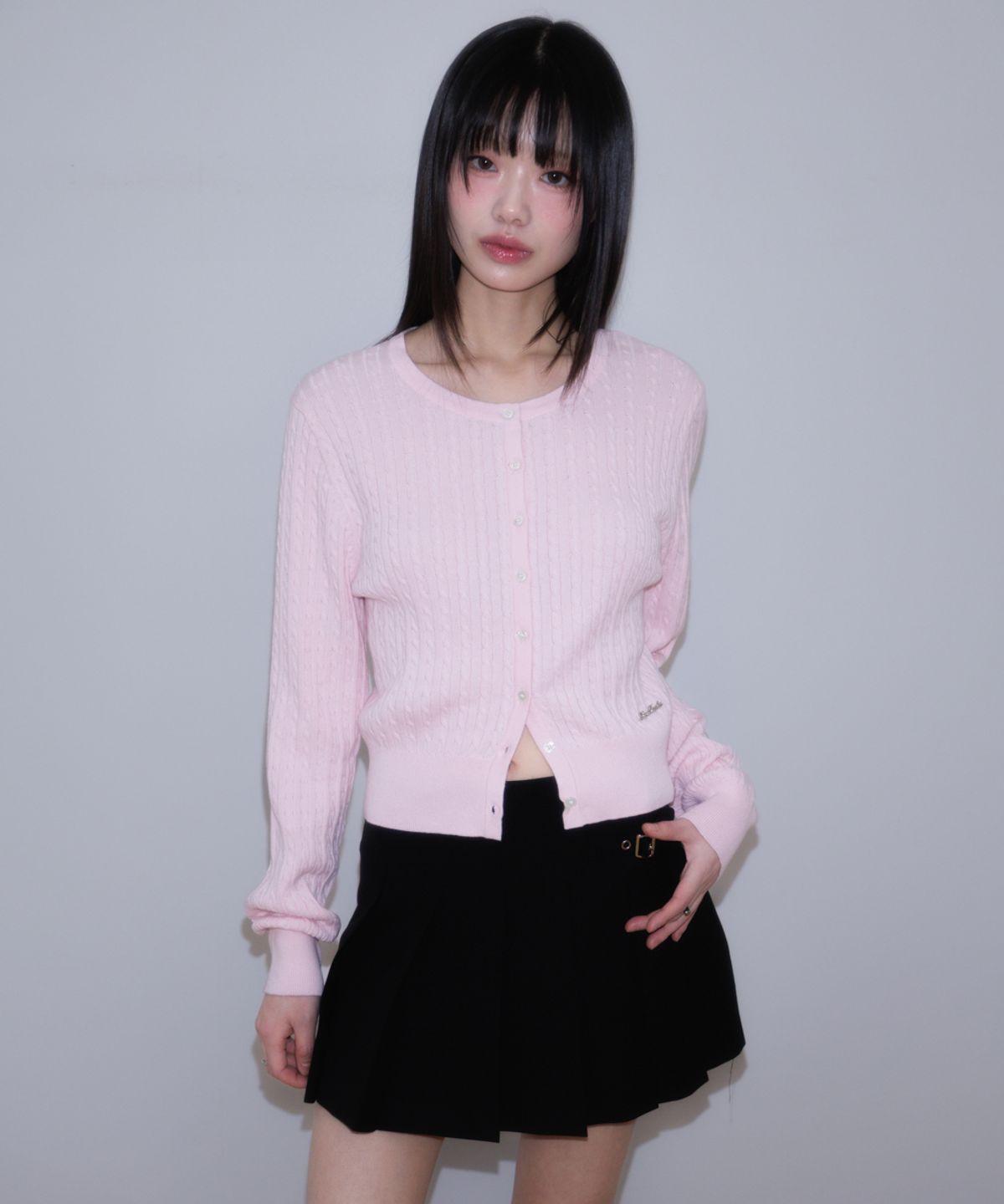 로제프란츠(ROSEFRANTZ) Double Buckle Pleat Mini Skirt [Black]