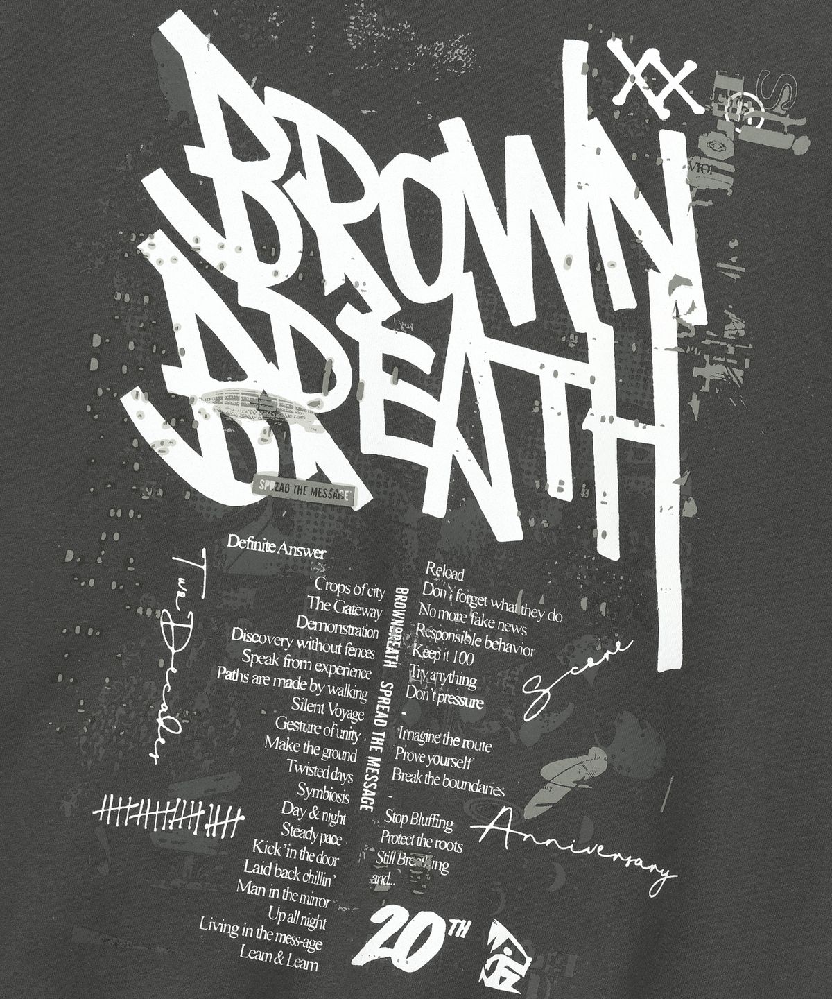 브라운브레스(BROWNBREATH) 20TH ANNIV TAG HOODIE - CHARCOAL