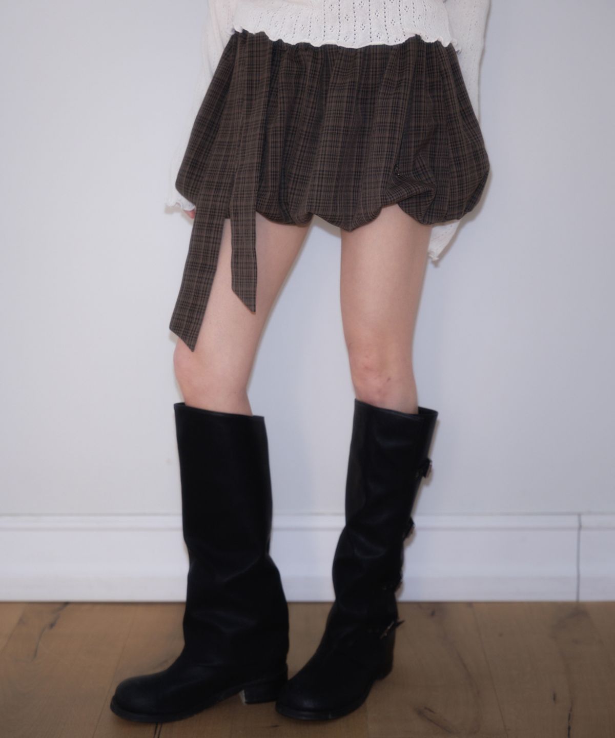 로제프란츠(ROSEFRANTZ) Balloon Check Belted Miniskirt [Brown]