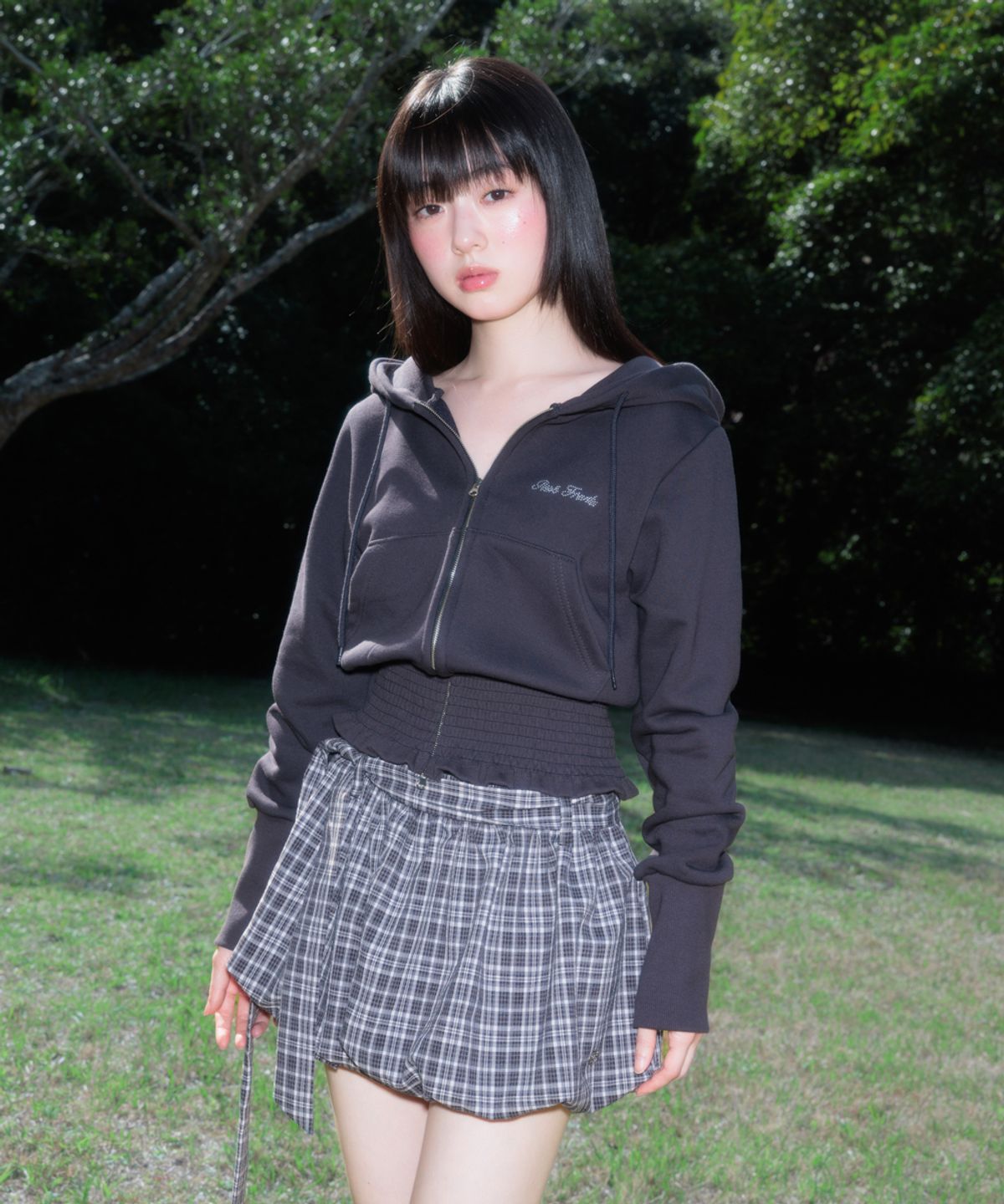 로제프란츠(ROSEFRANTZ) Balloon Check Belted Miniskirt [Black]