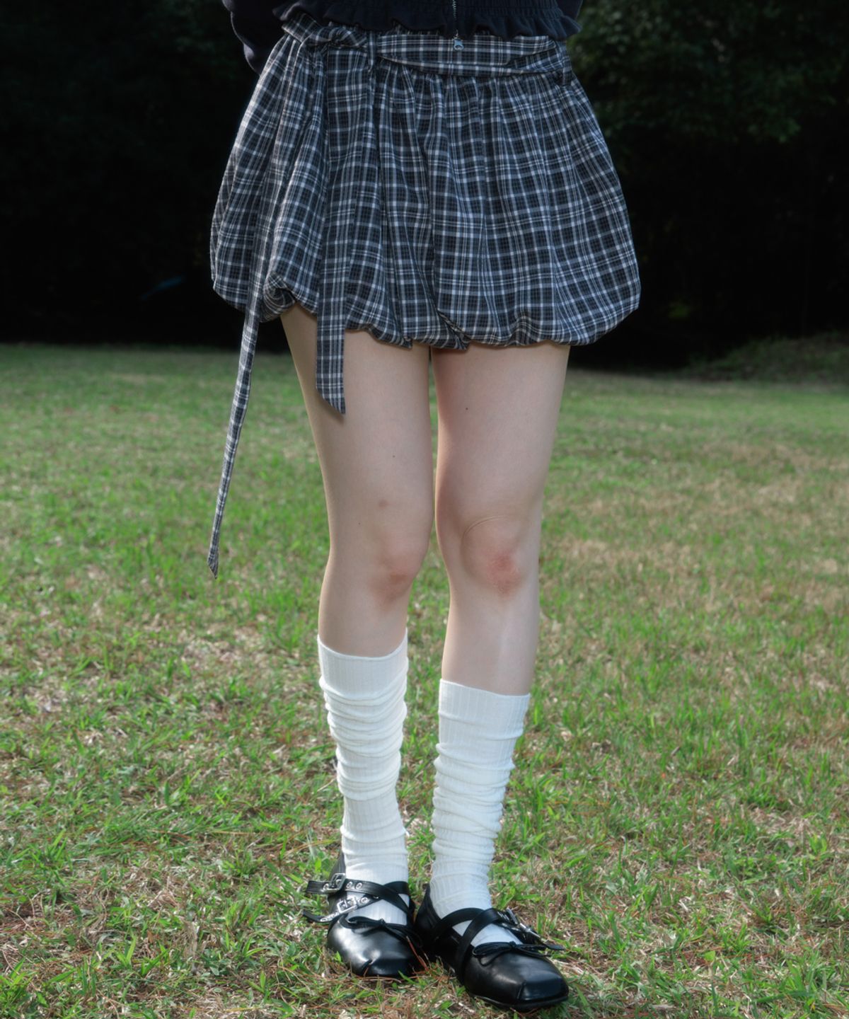 로제프란츠(ROSEFRANTZ) Balloon Check Belted Miniskirt [Black]