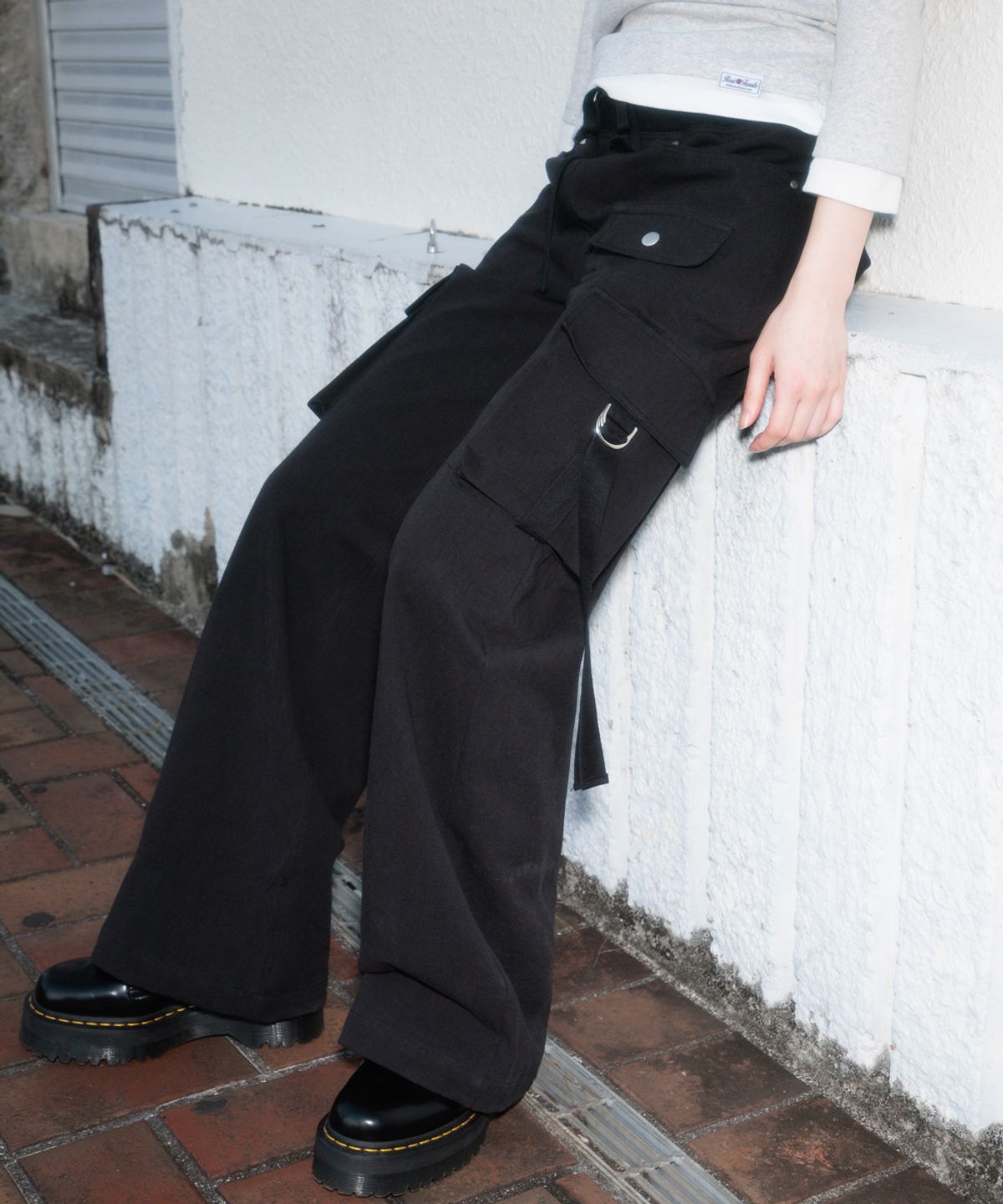 로제프란츠(ROSEFRANTZ) Cargo Slim Bootcut Pants [Black]