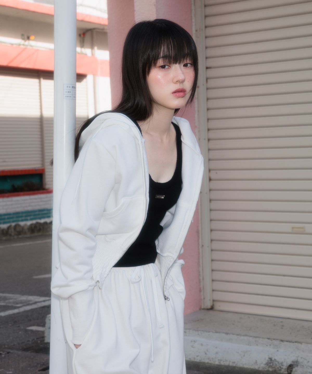 로제프란츠(ROSEFRANTZ) Back Pocket String Sweatpants [Ivory]