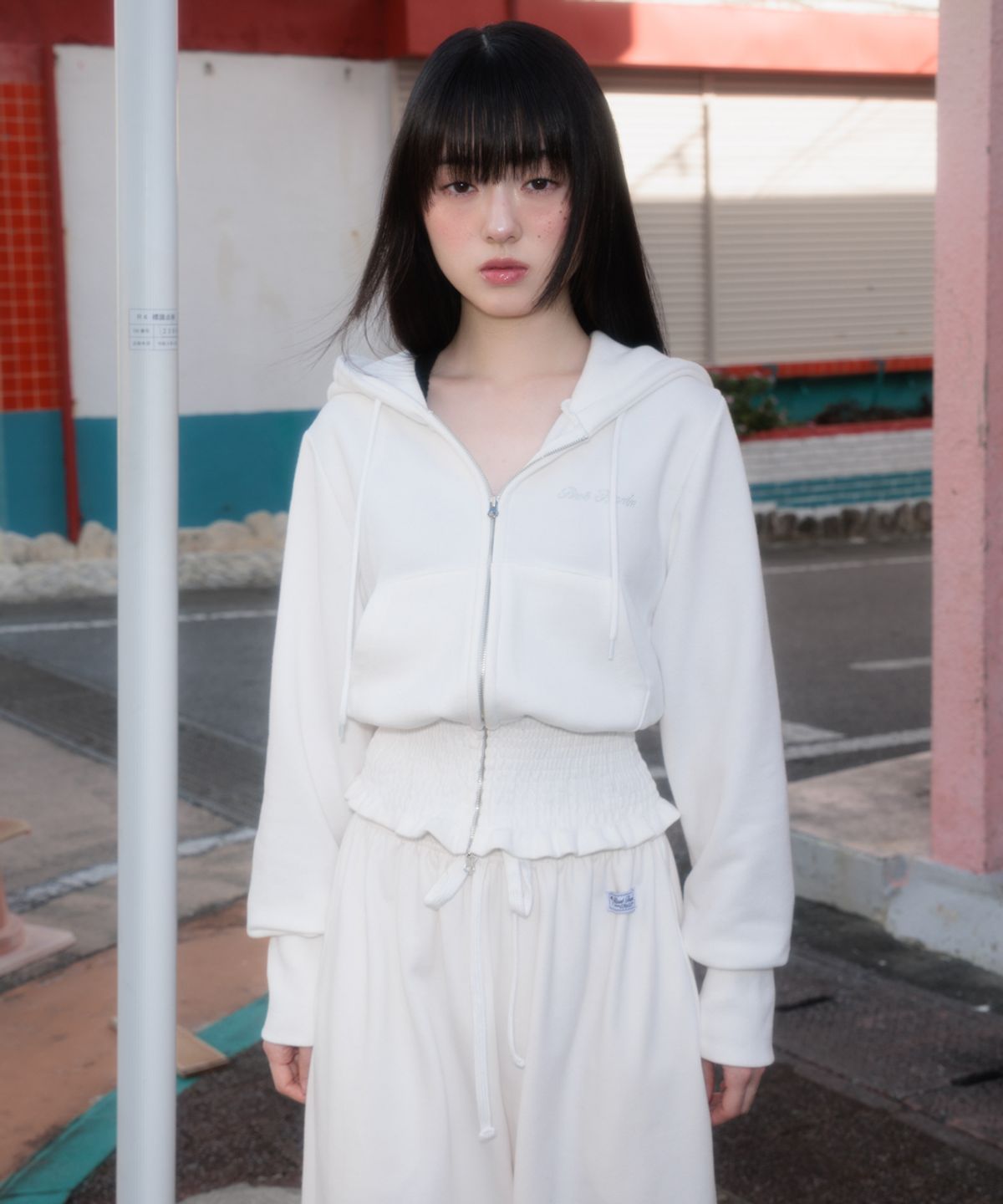 로제프란츠(ROSEFRANTZ) Back Pocket String Sweatpants [Ivory]