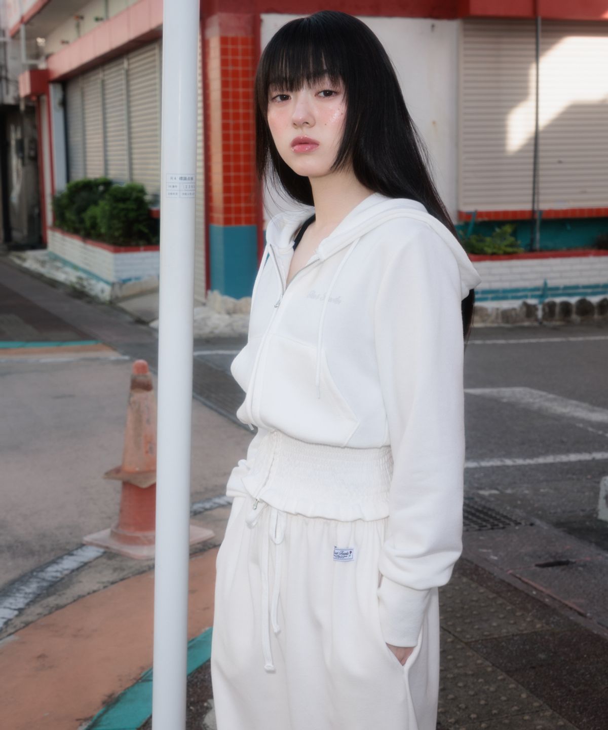 로제프란츠(ROSEFRANTZ) Back Pocket String Sweatpants [Ivory]