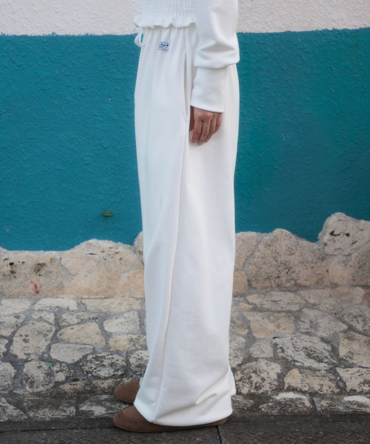 로제프란츠(ROSEFRANTZ) Back Pocket String Sweatpants [Ivory]