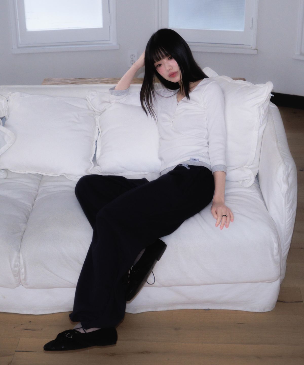 로제프란츠(ROSEFRANTZ) Back Pocket String Sweatpants [Charcoal]