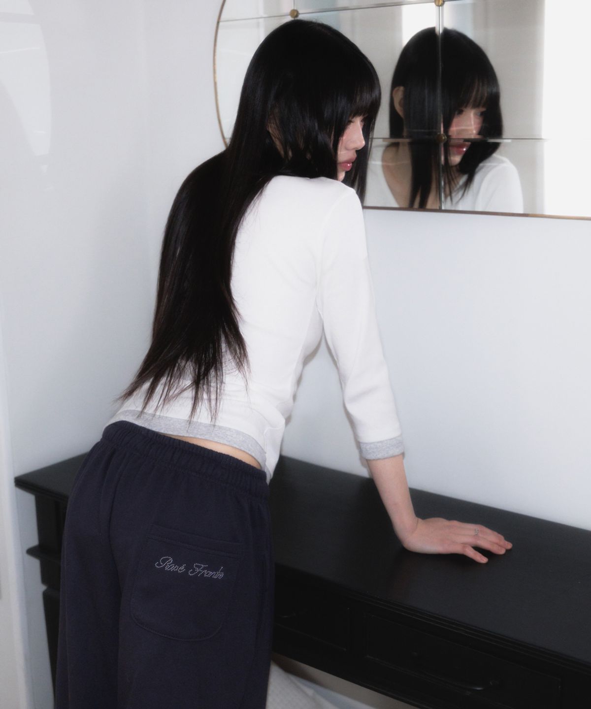 로제프란츠(ROSEFRANTZ) Back Pocket String Sweatpants [Charcoal]