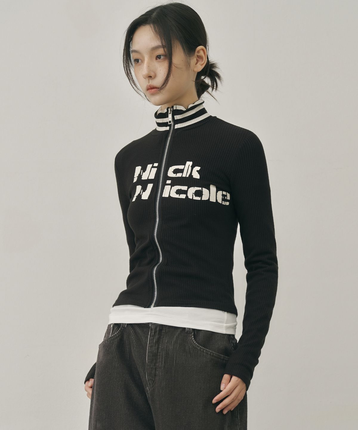 닉앤니콜(NICK&NICOLE) NICOLE SLIM RIBBED KNIT ZIP UP_BLACK