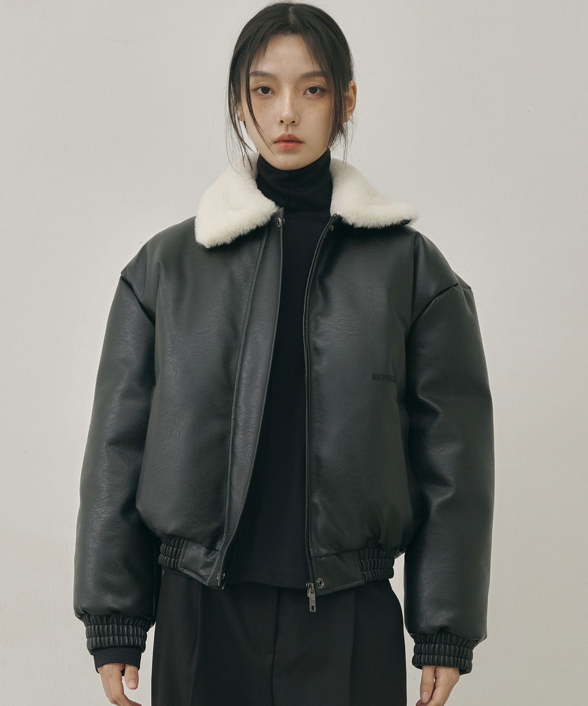 닉앤니콜(NICK&NICOLE) NICOLE HEAVY LEATHER MUSTANG_BLACK