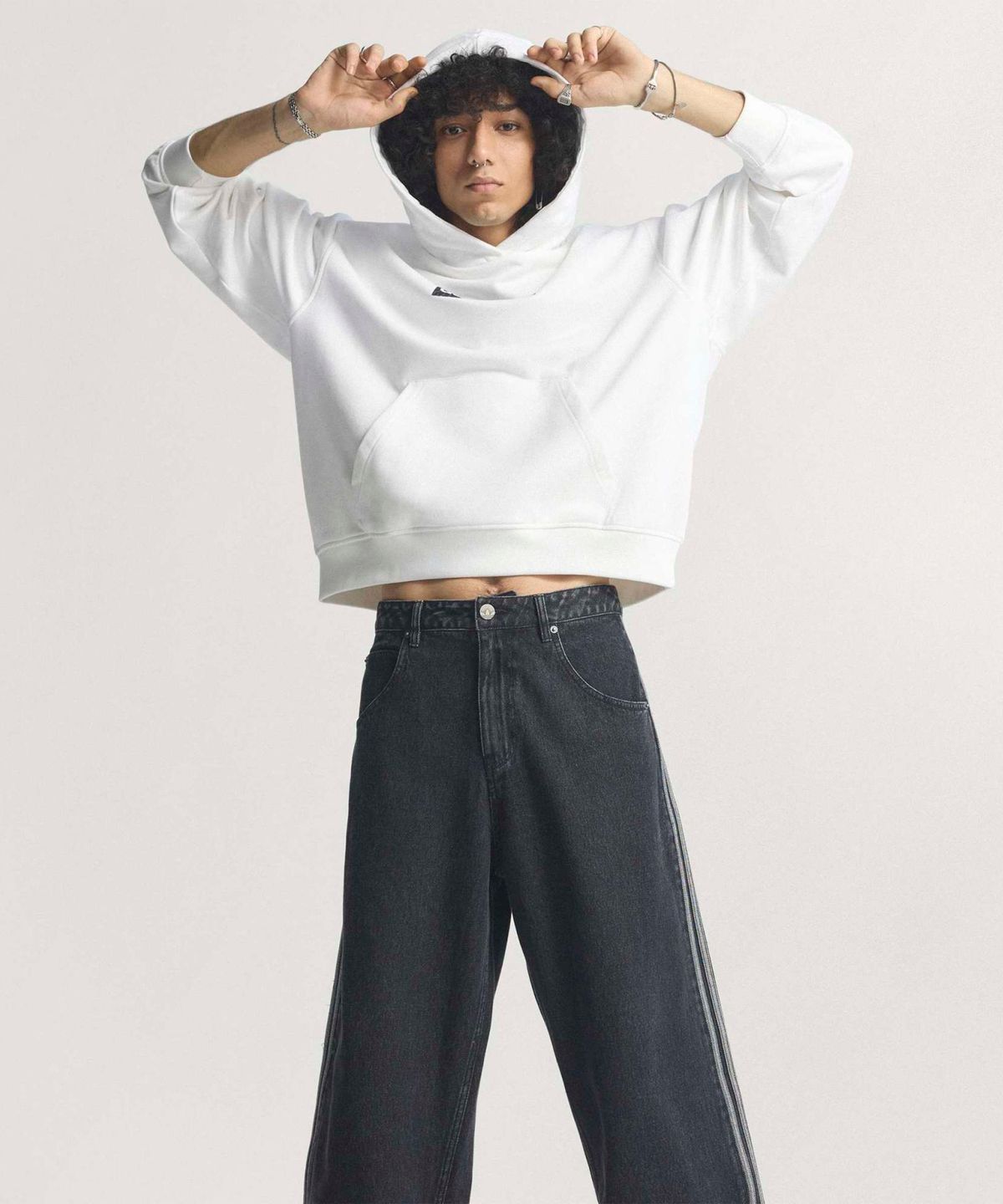 아디다스(ADIDAS) 파이어버드 데님 팬츠 - 블랙 / KD1497