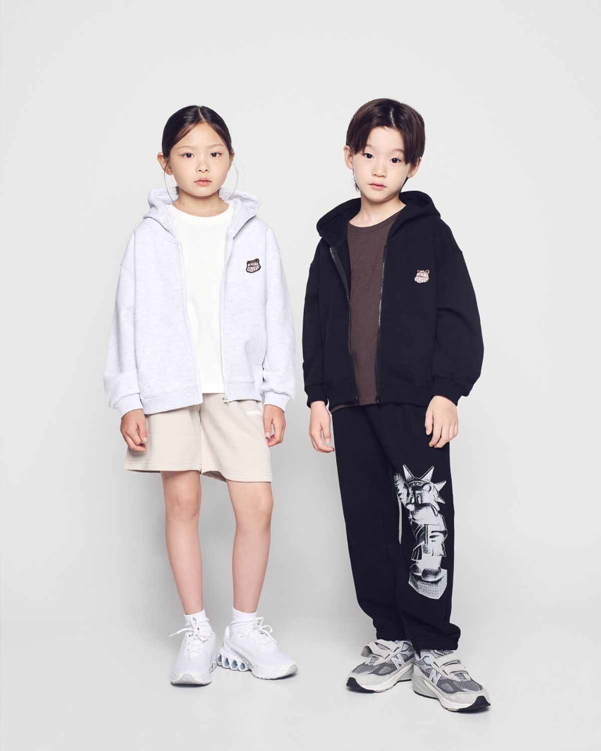 아크메드라비 키즈(acmedelaviekids) KIDS AC BEAR WAPPEN HOODIE ZIP UP (3COLOR)