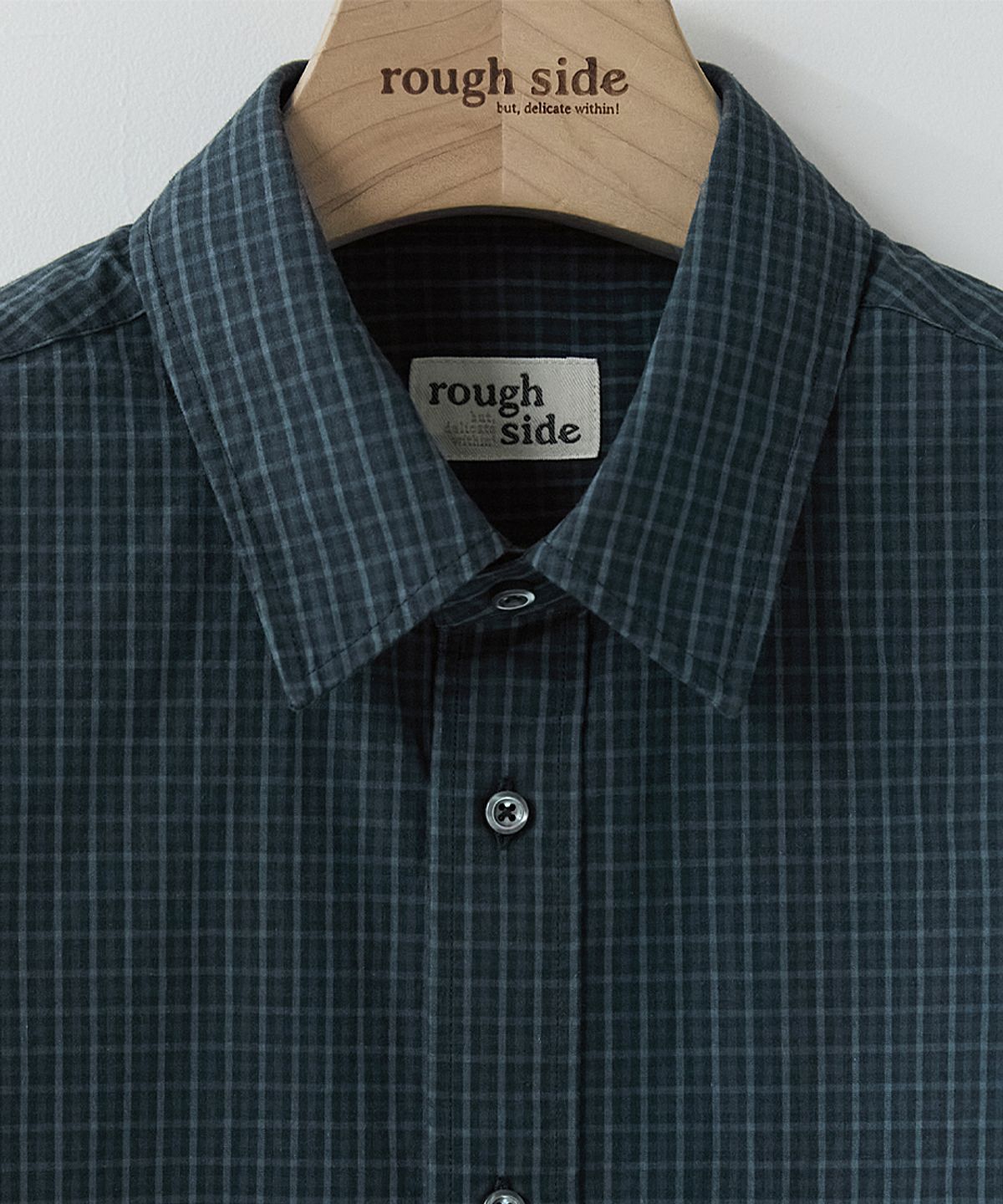 러프사이드(ROUGHSIDE) Primary Shirt Navy Gingham Check
