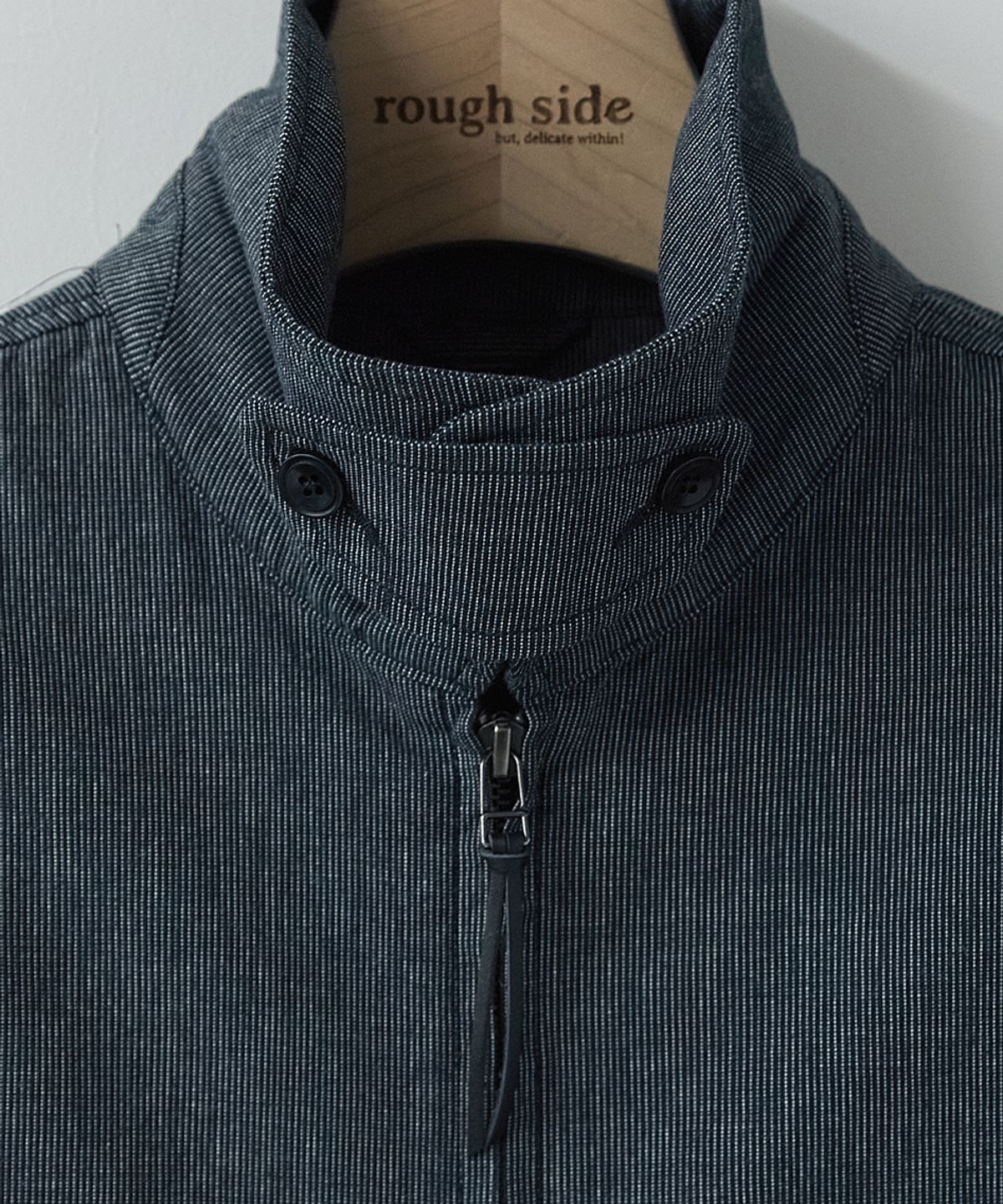 러프사이드(ROUGHSIDE) Swing Jacket Navy ST
