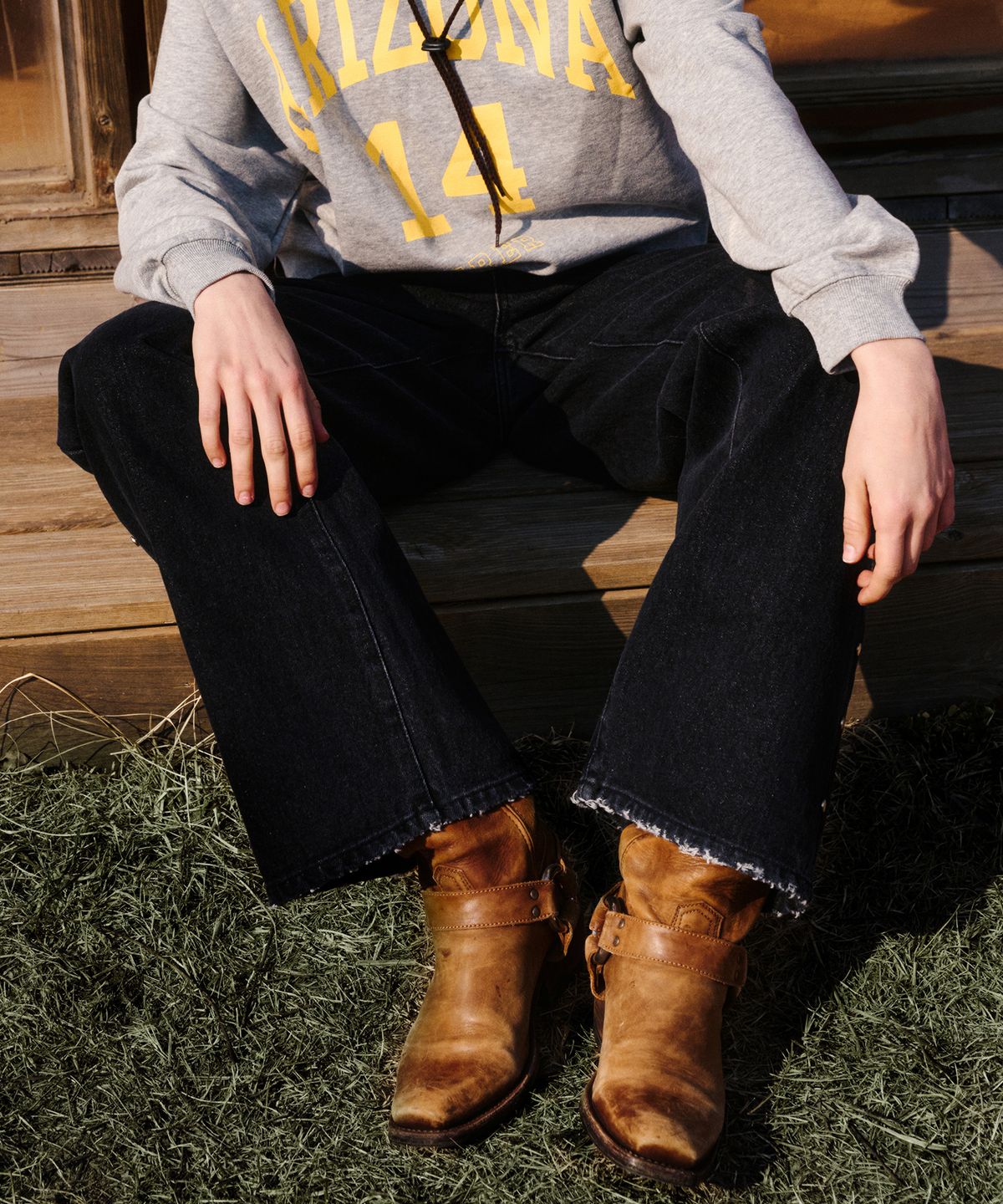 에르에르(ERER) Studed Denim Pants Black