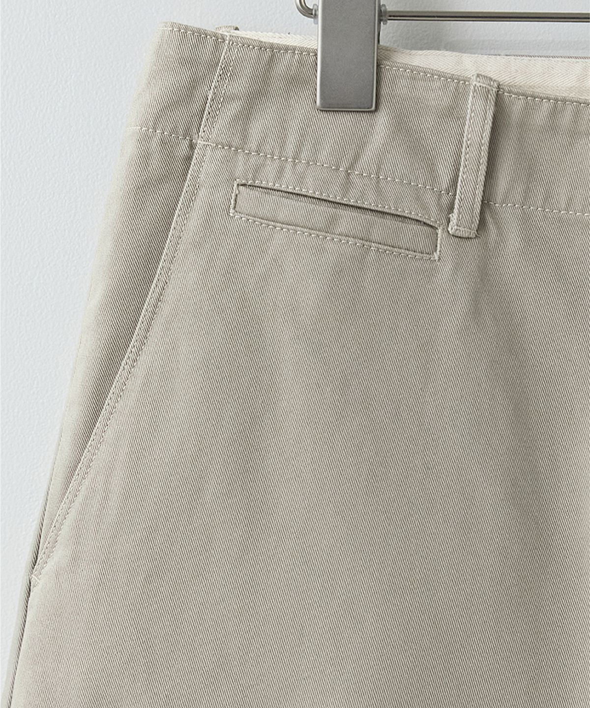 러프사이드(ROUGHSIDE) Officer Chino Pants Oatmeal