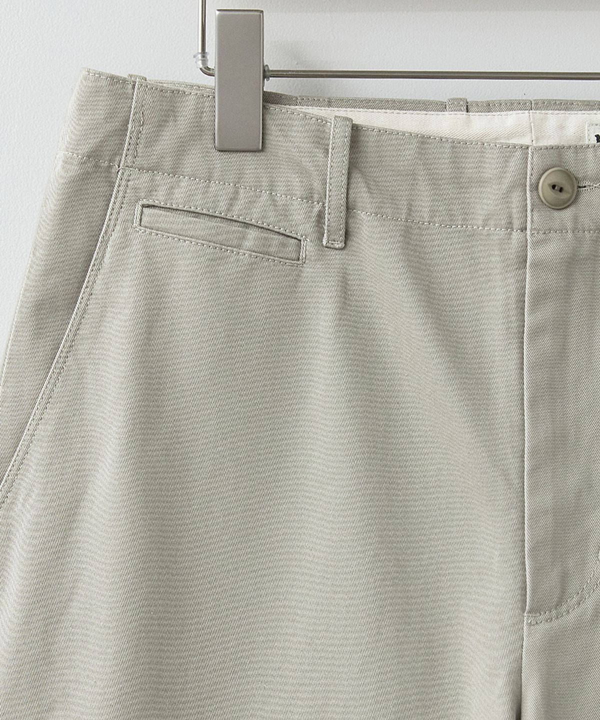 러프사이드(ROUGHSIDE) Officer Chino Pants Oatmeal