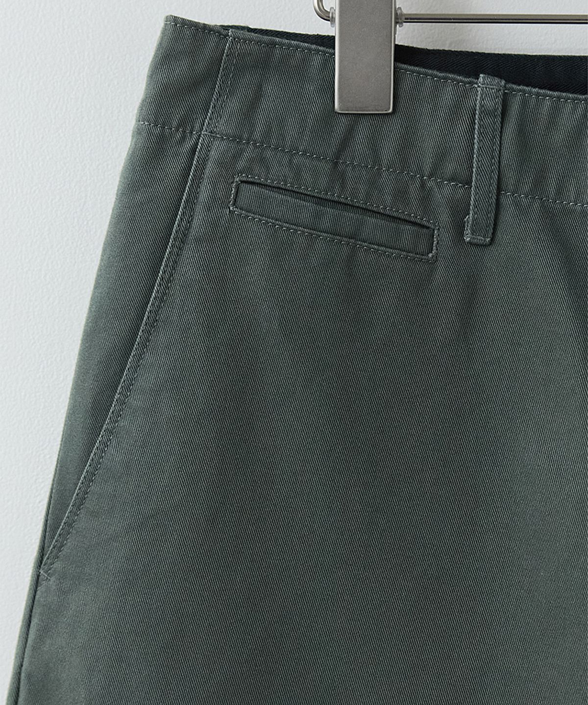 러프사이드(ROUGHSIDE) Officer Chino Pants Space Grey