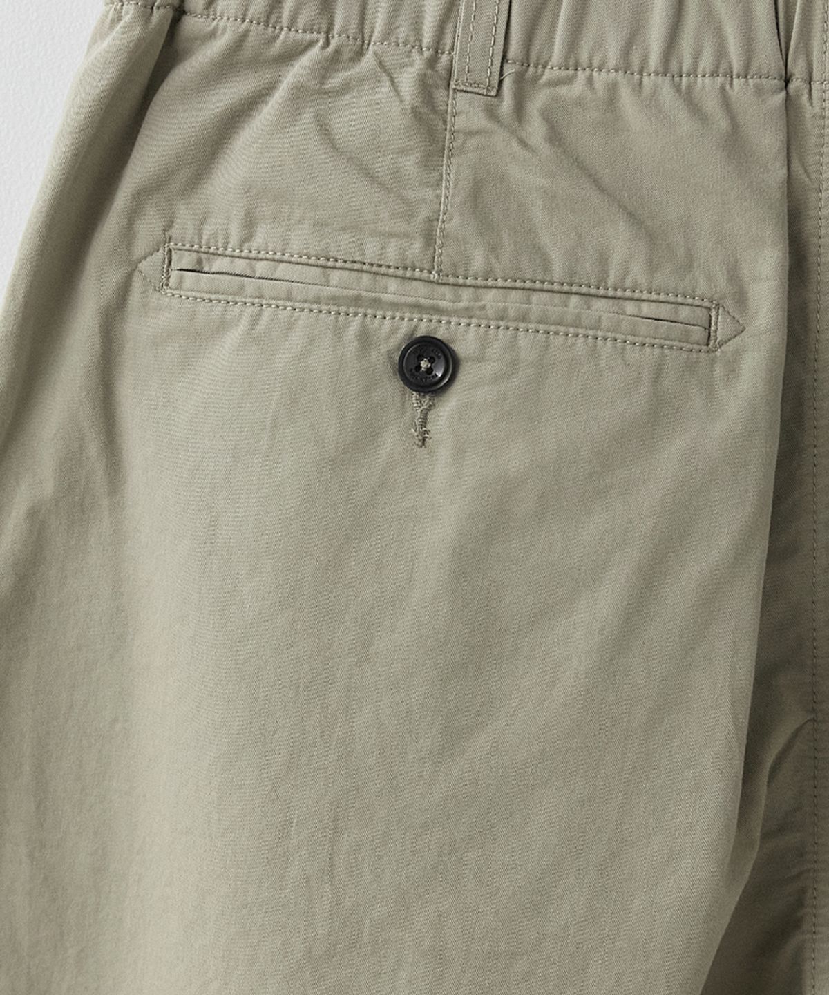 러프사이드(ROUGHSIDE) Box Pleat Pants Humus