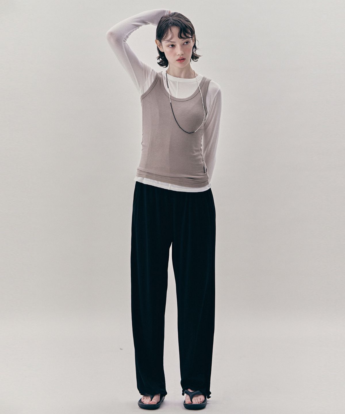 알엠알엔(RMRN) RIBBED SLEEVELESS TOP