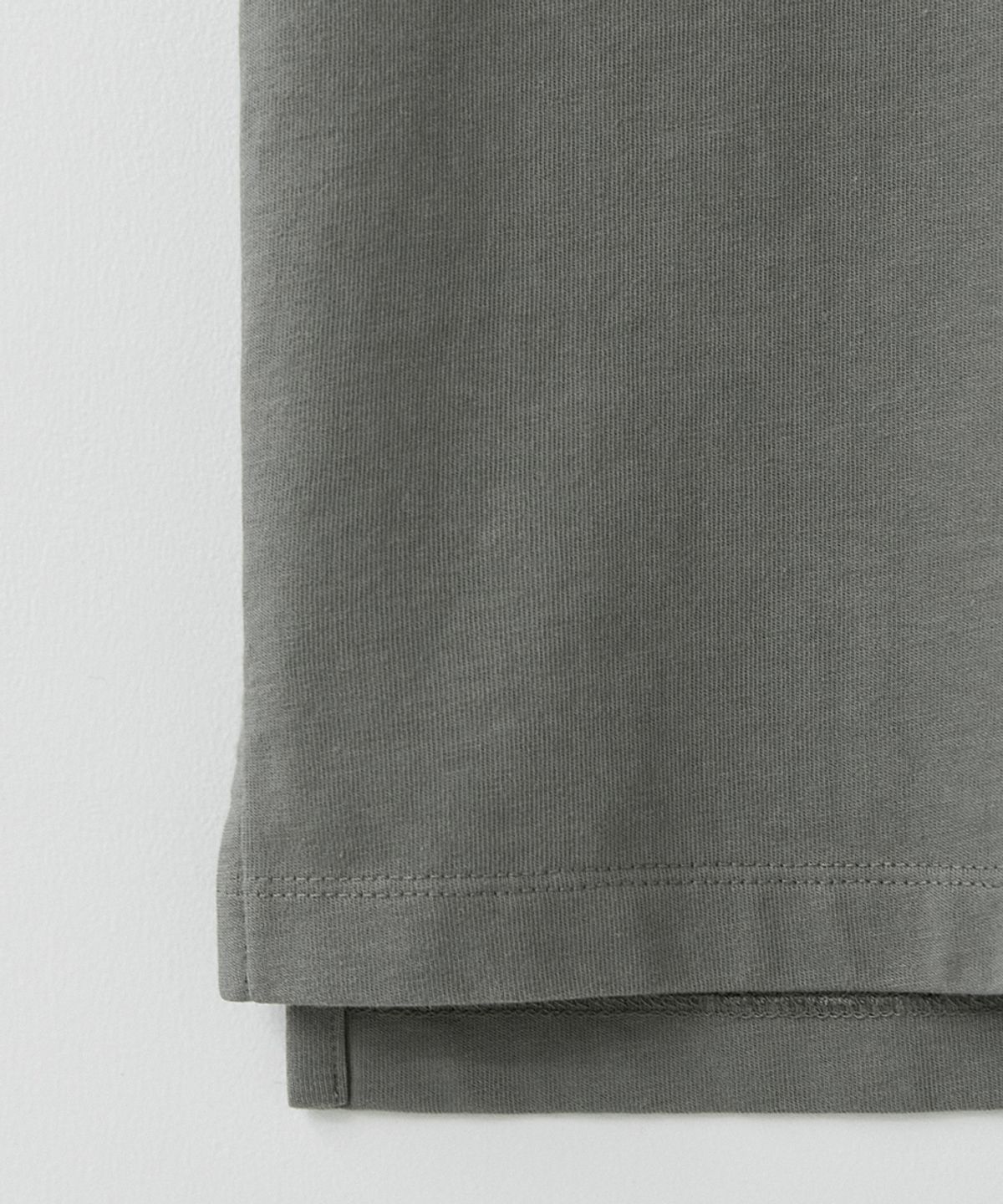 러프사이드(ROUGHSIDE) Primary Half Sleeve Grey