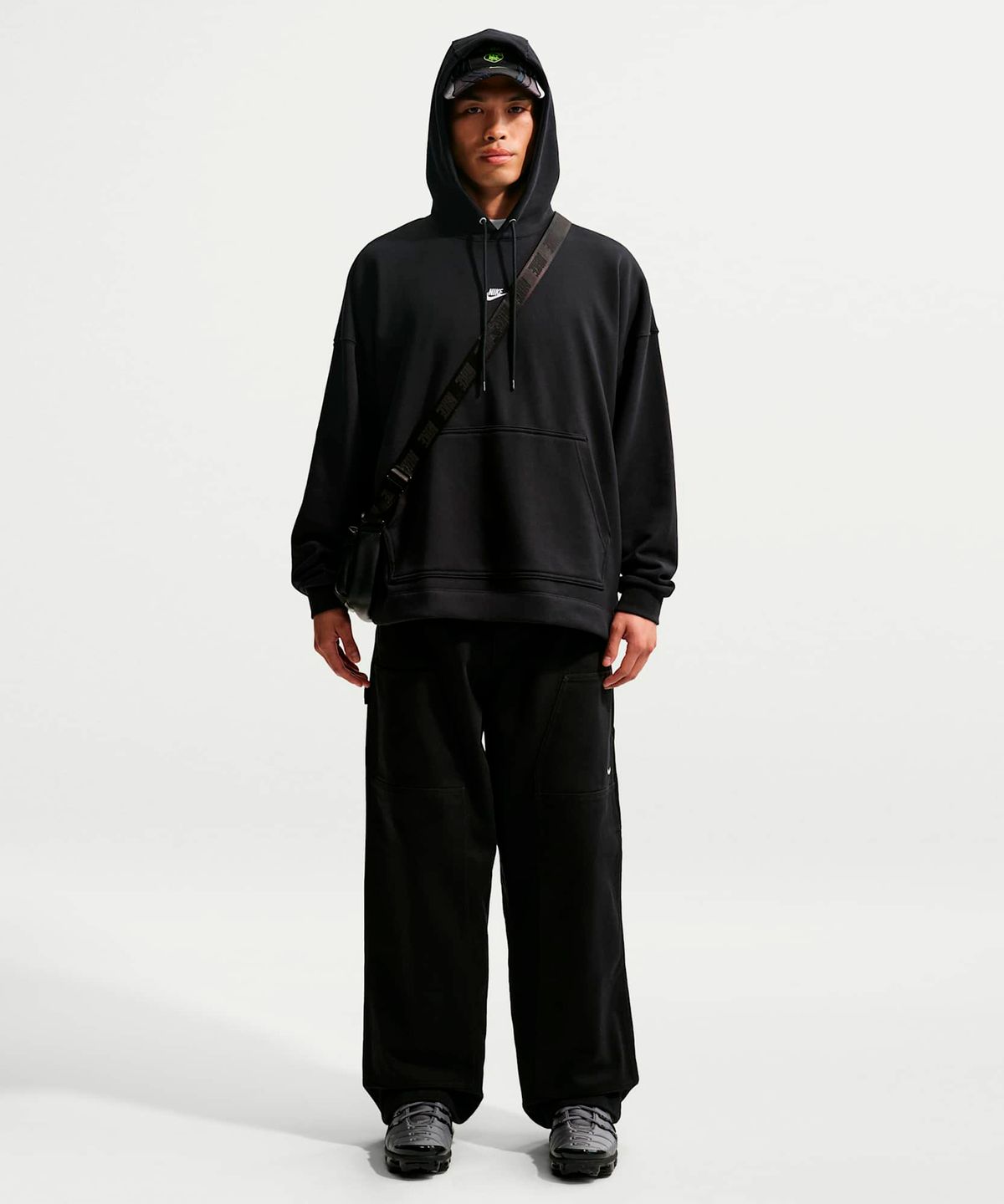 나이키(NIKE) 스포츠웨어 클럽 오버사이즈 프렌치 테리 풀오버 후디 M - 블랙:화이트 / IF0746-010