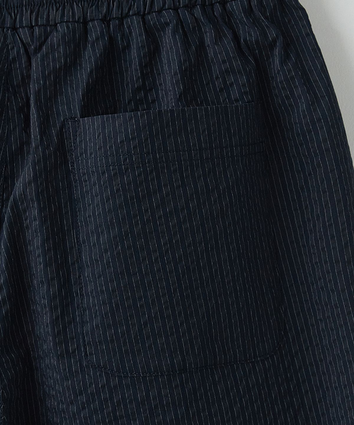 러프사이드(ROUGHSIDE) Easy Stripe Pants Dark Navy ST
