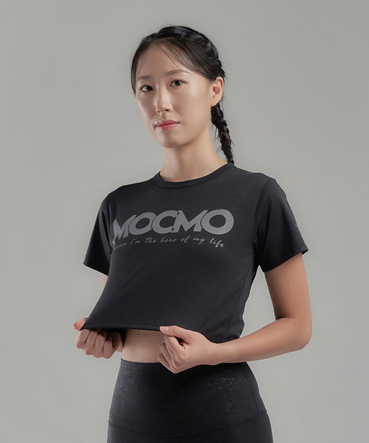 모크모(MOCMO) MOCMO 소로나 스탠다드핏 크롭 반팔티