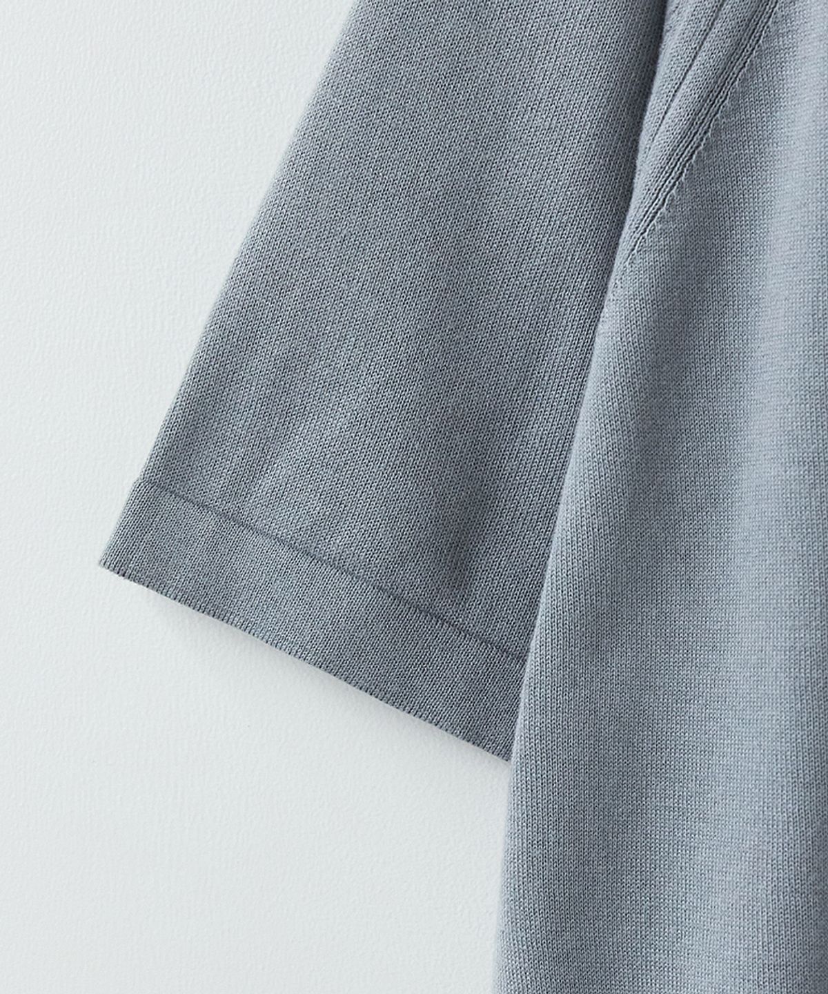 러프사이드(ROUGHSIDE) Raglan Half Knit Fog Blue