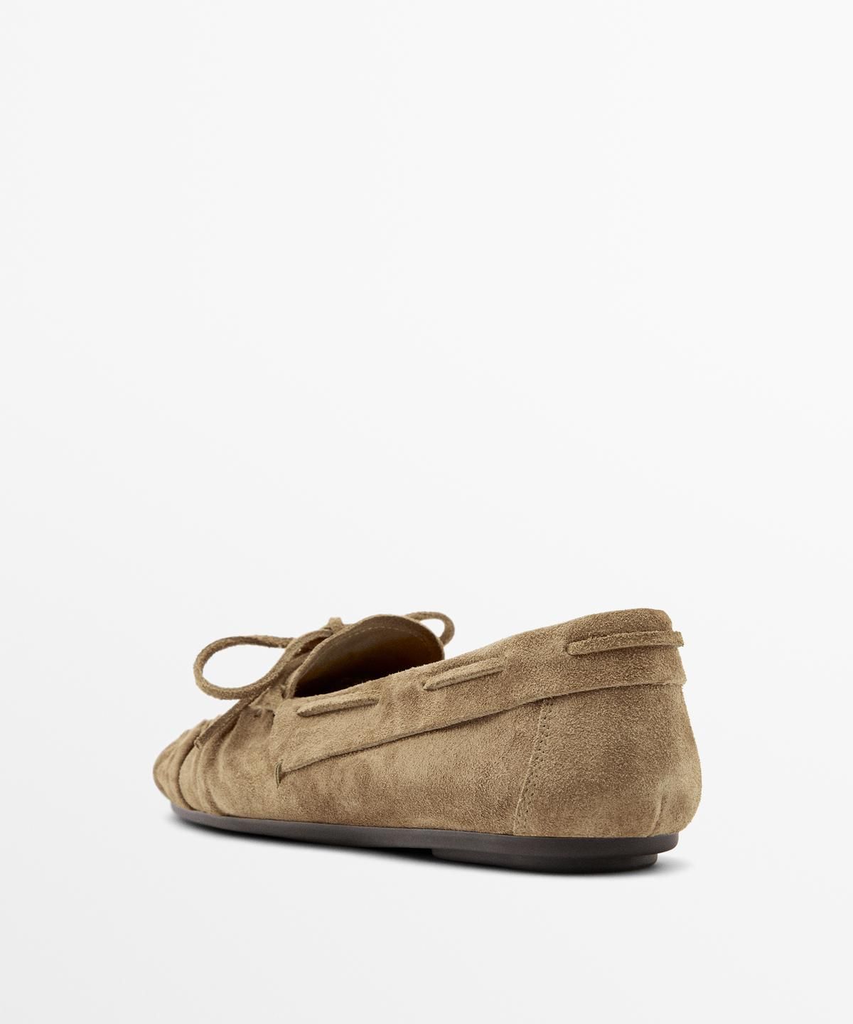 마시모두띠(MASSIMO DUTTI) 소프트 레더 셔링 로퍼