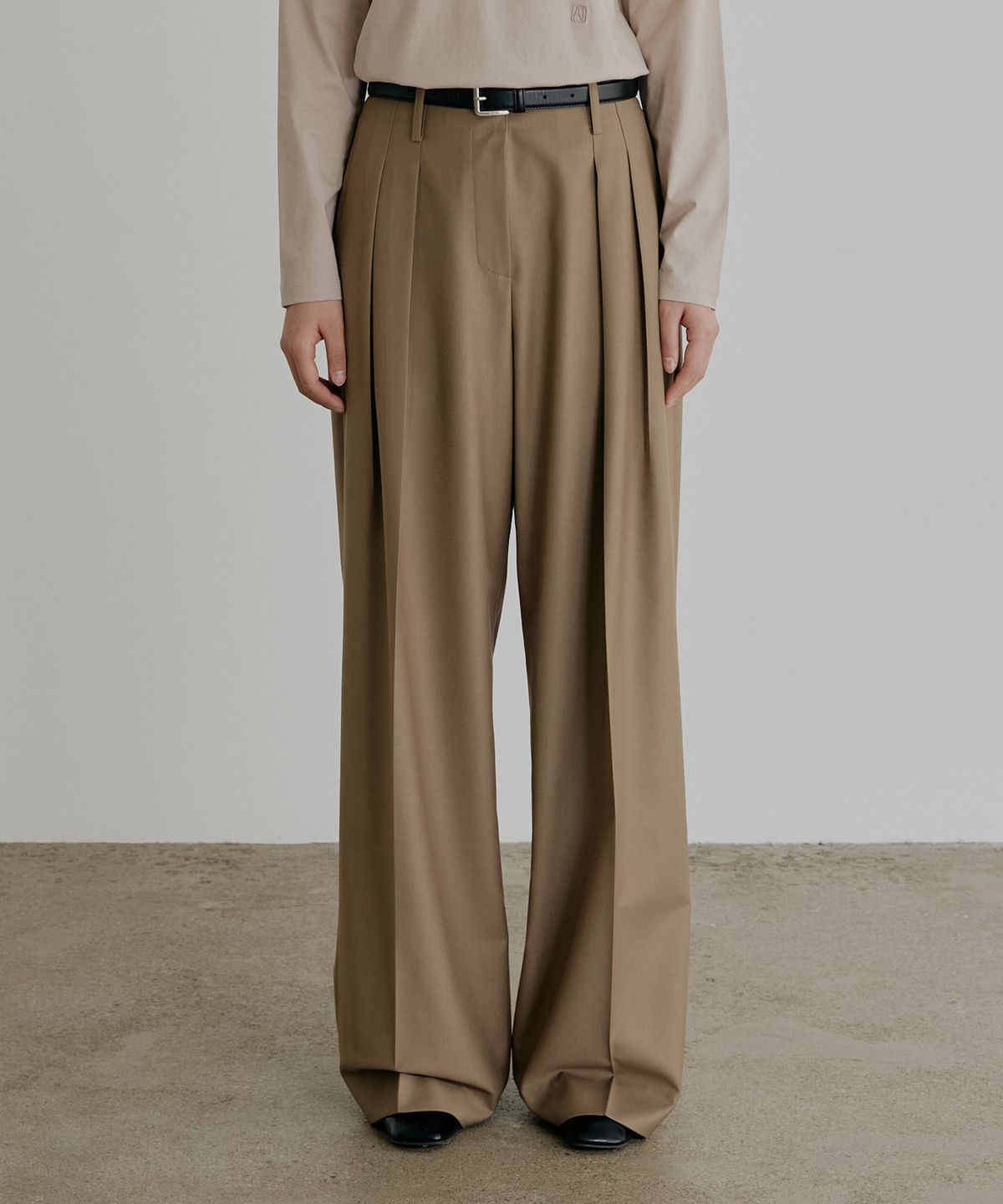 아티드(ARTID) 투턱 와이드 슬랙스_CAMEL BEIGE