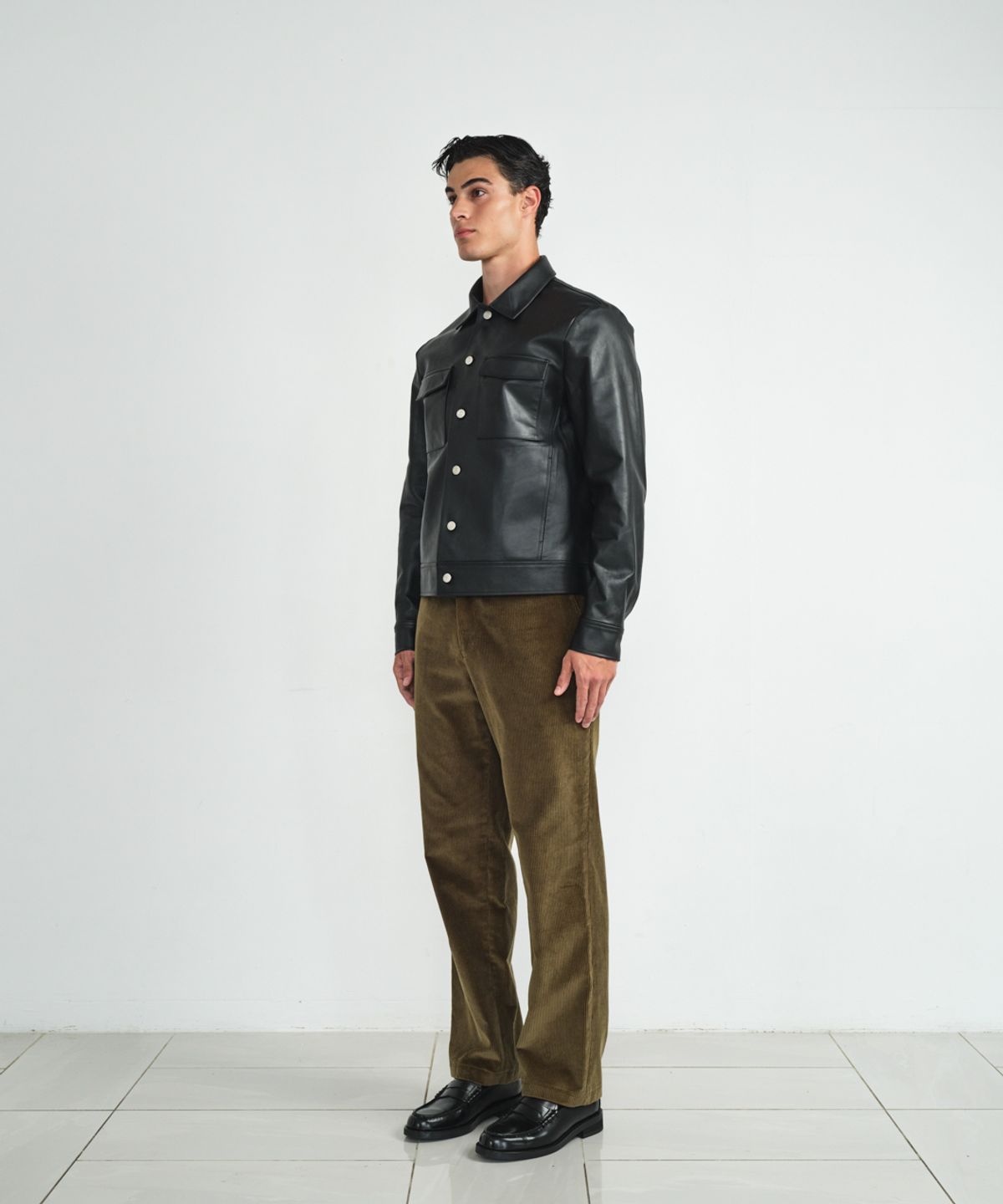 비베르데(VIIVERDE) Corduroy Pants Olive