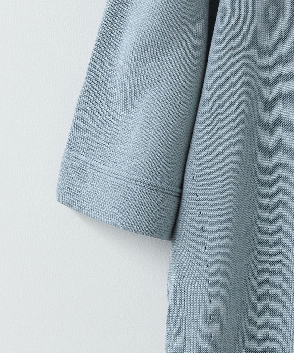 러프사이드(ROUGHSIDE) Skipper Half Knit Sky Blue