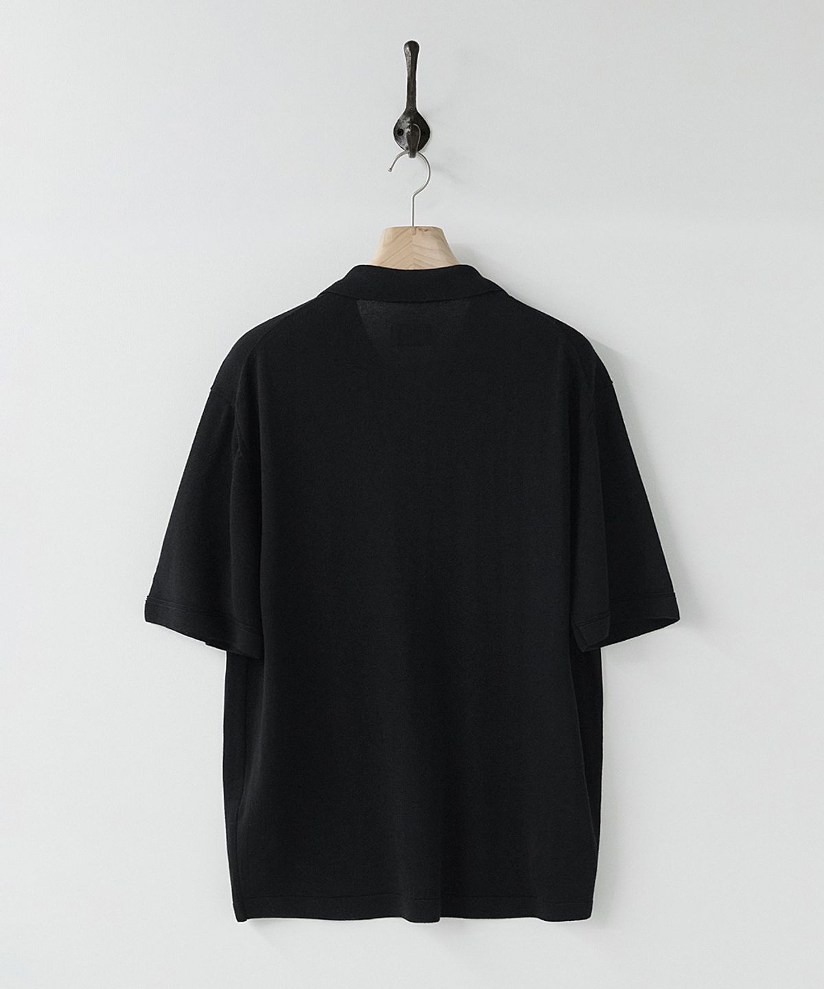러프사이드(ROUGHSIDE) Skipper Half Knit Black
