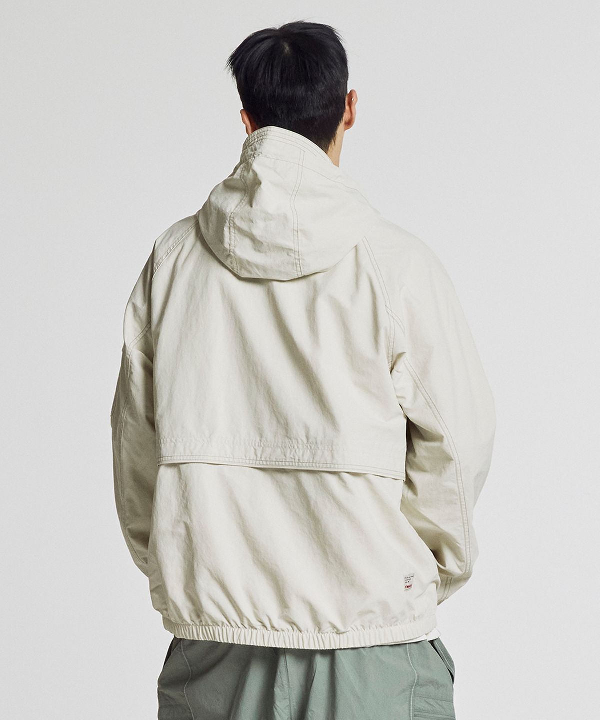 뉴발란스(NEW BALANCE) NBNAG21313 / UNI 2002 아카이브 후드 포켓 자켓 (CREAM)