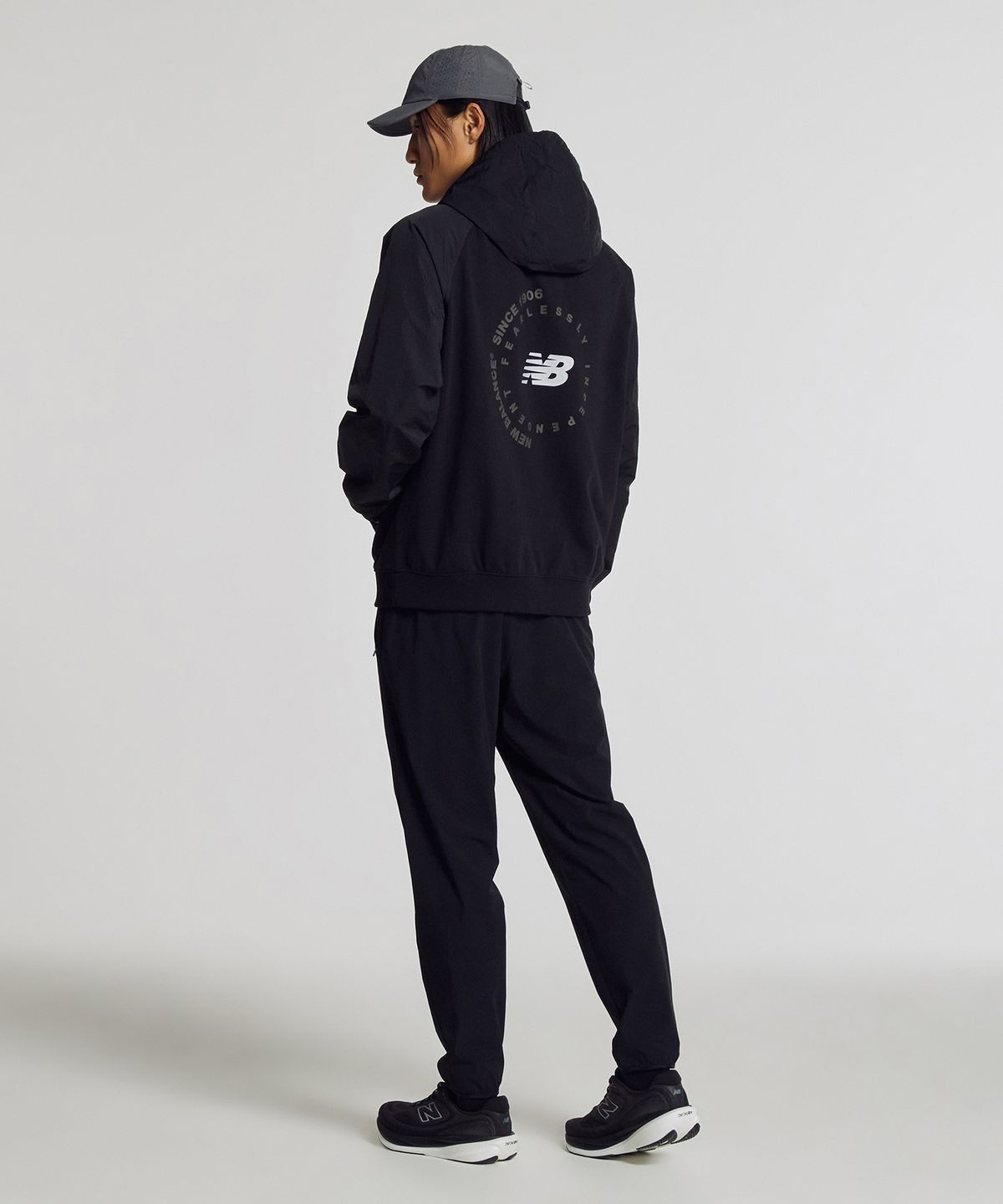 뉴발란스(NEW BALANCE) NBN0G15203 / UNI 에어핏 후드티 (BLACK)
