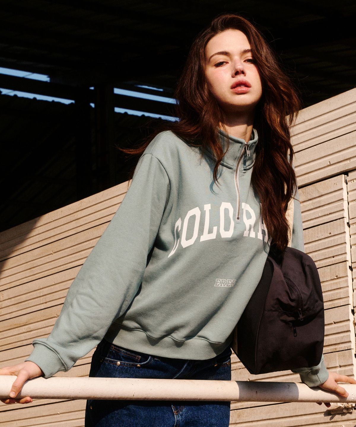 에르에르(ERER) Cropped Half Zip-up Colorado Sweatshirt Mint