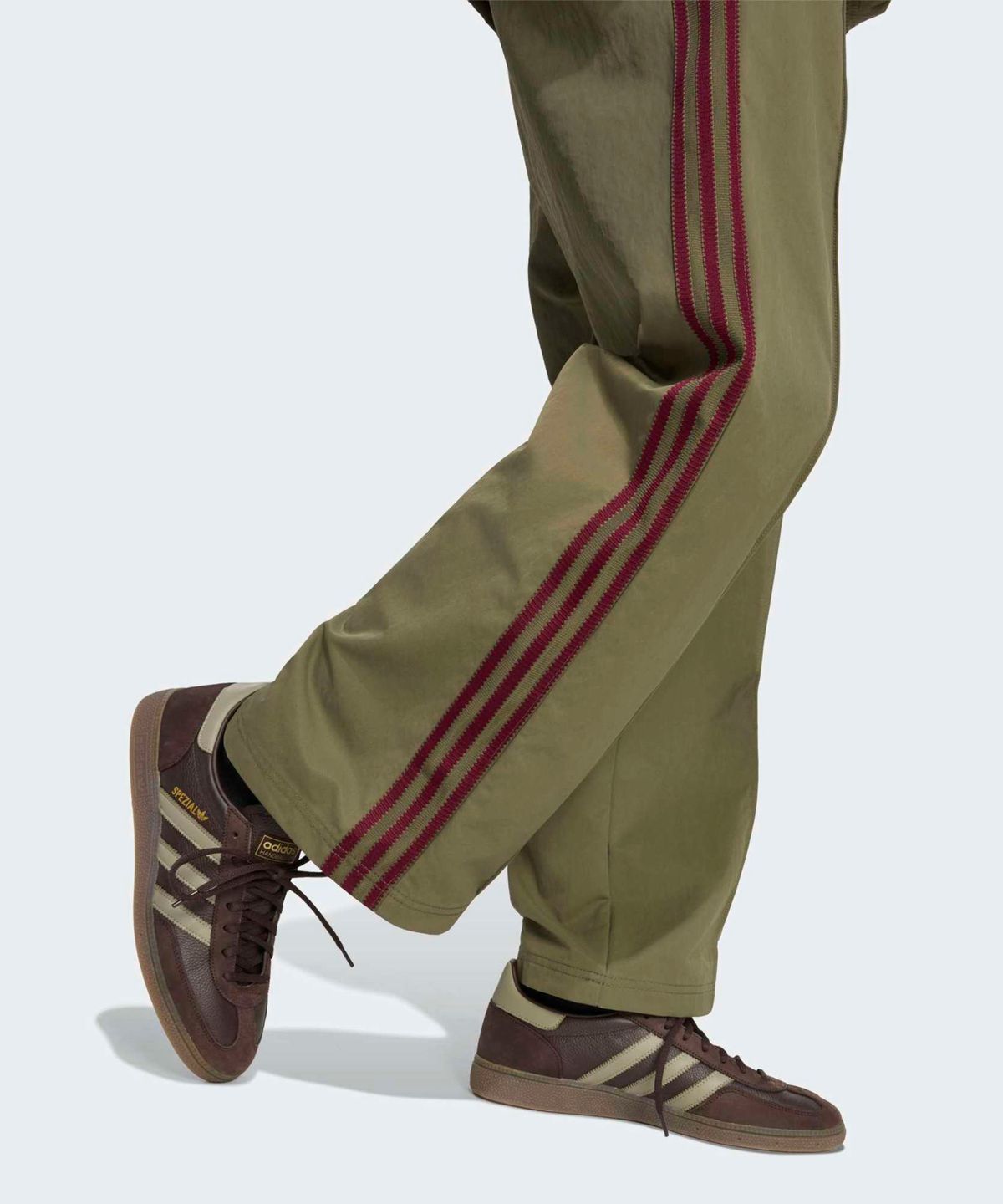 아디다스(ADIDAS) BRITCORE 팬츠 - 카키 / KW2022