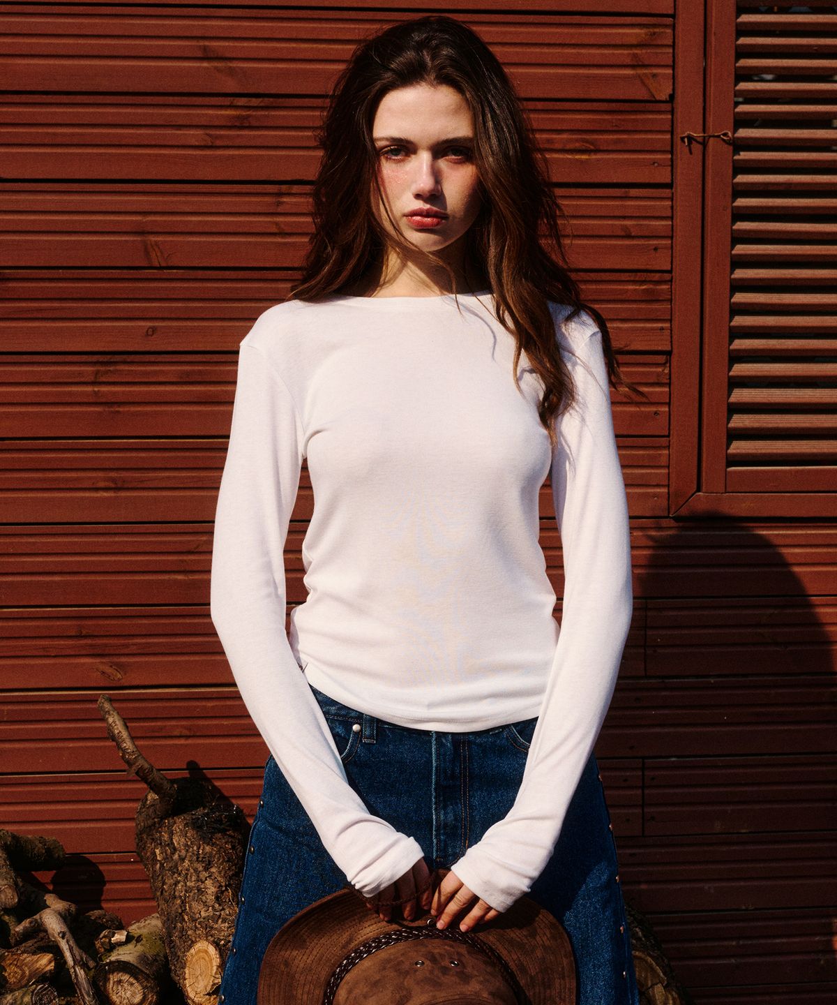 에르에르(ERER) Logo Label long-sleeved T-shirt White