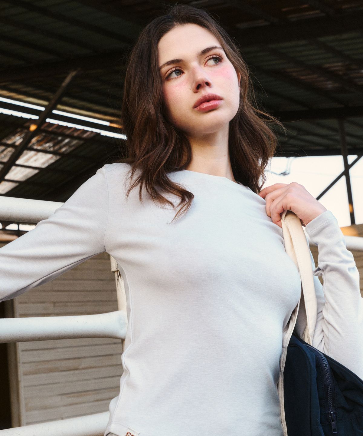 에르에르(ERER) Logo Label long-sleeved T-shirt Gracy Blue