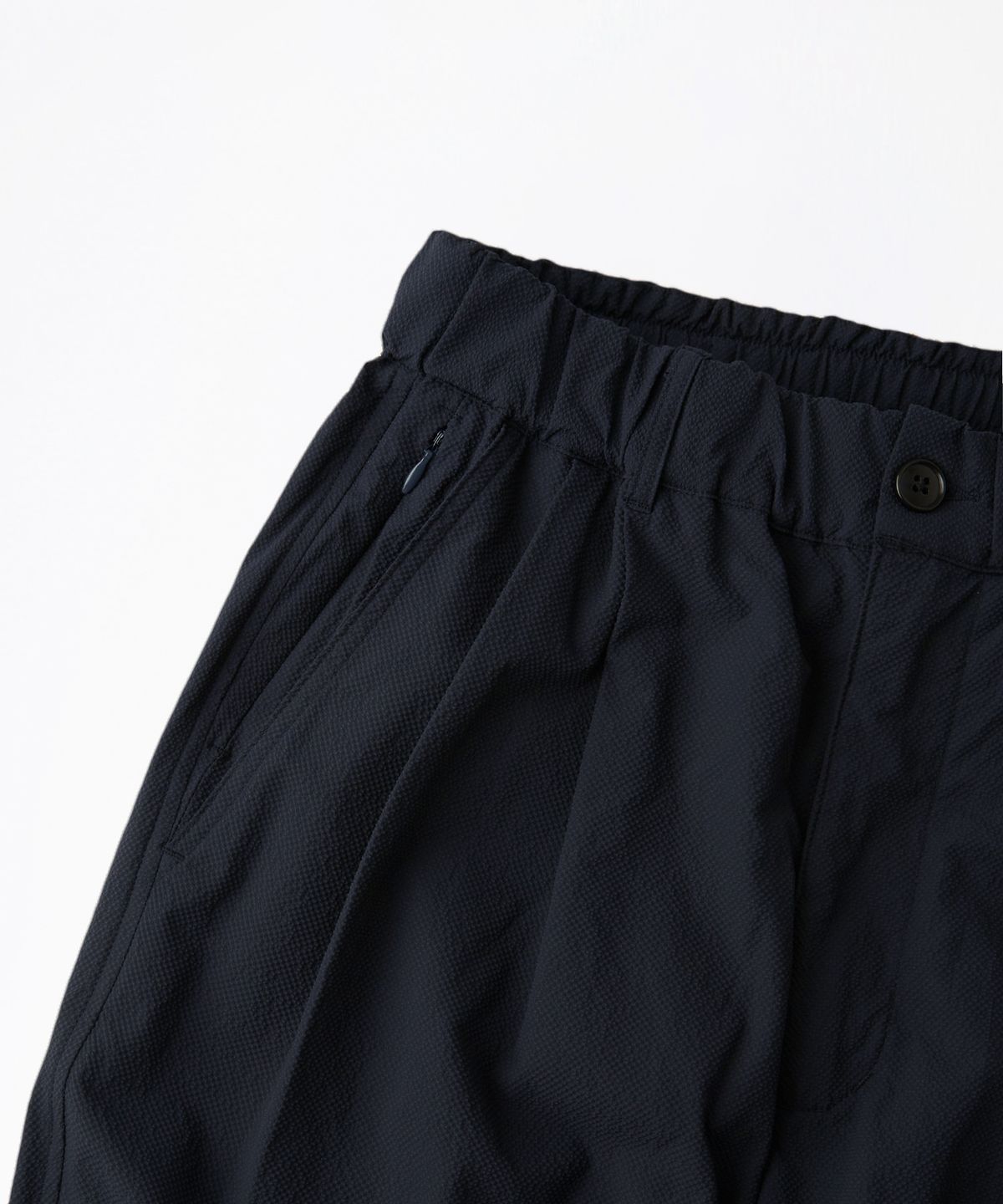 아웃스탠딩(OUTSTANDING) SEERSUCKER COMFORT PANTS_NAVY
